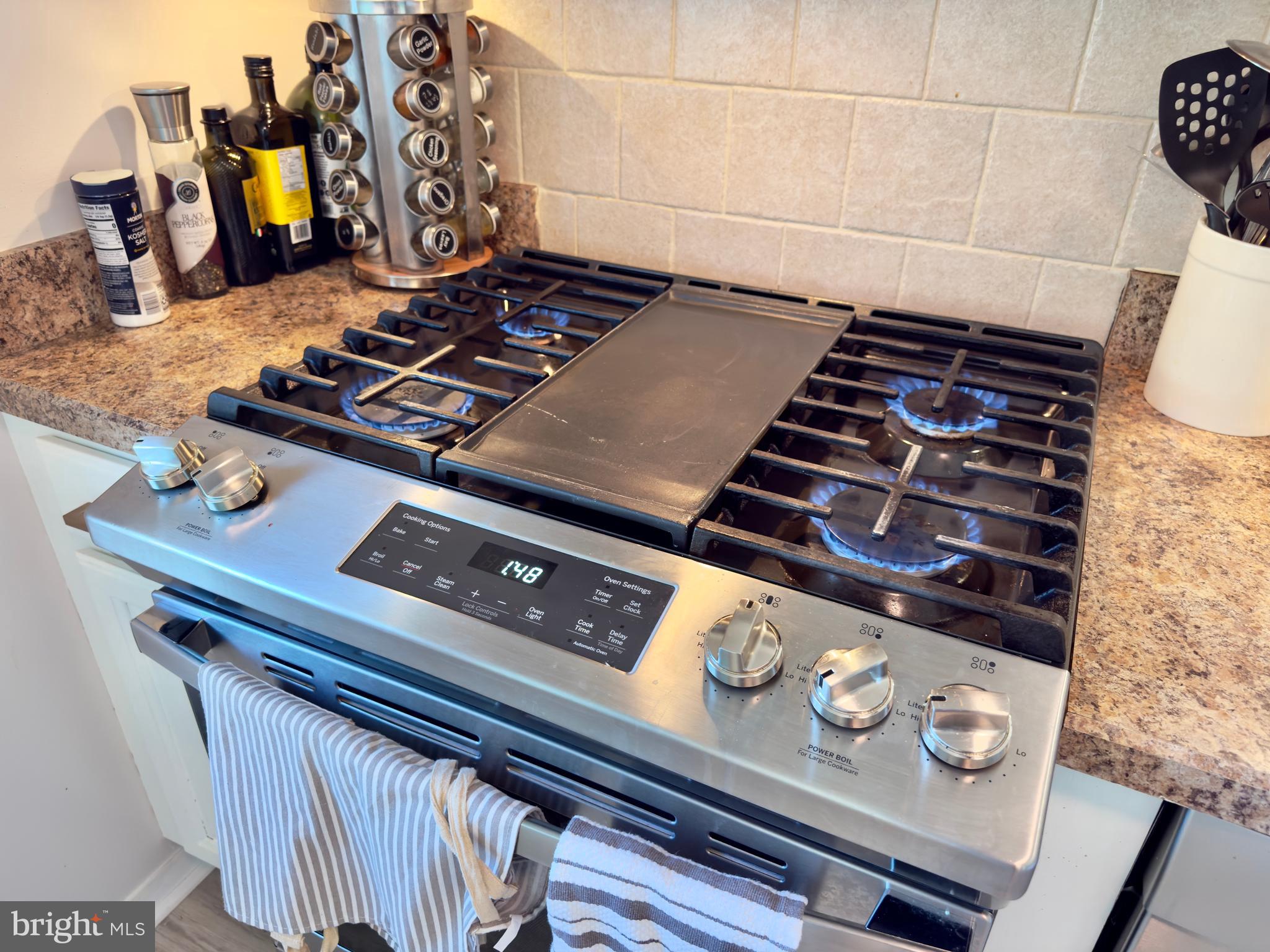 VALLEYWOOD - Residential