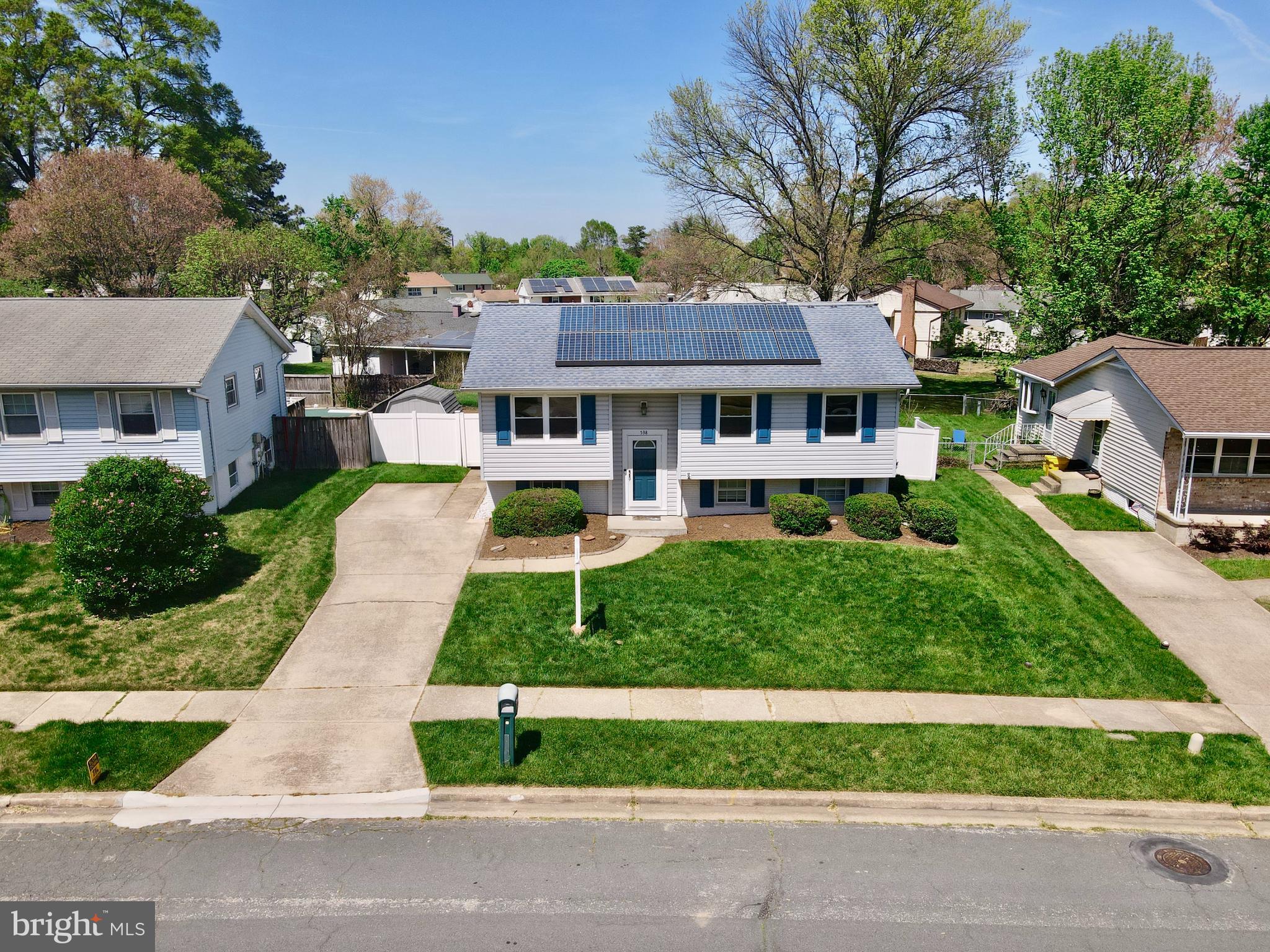 538 KENORA DRIVE
