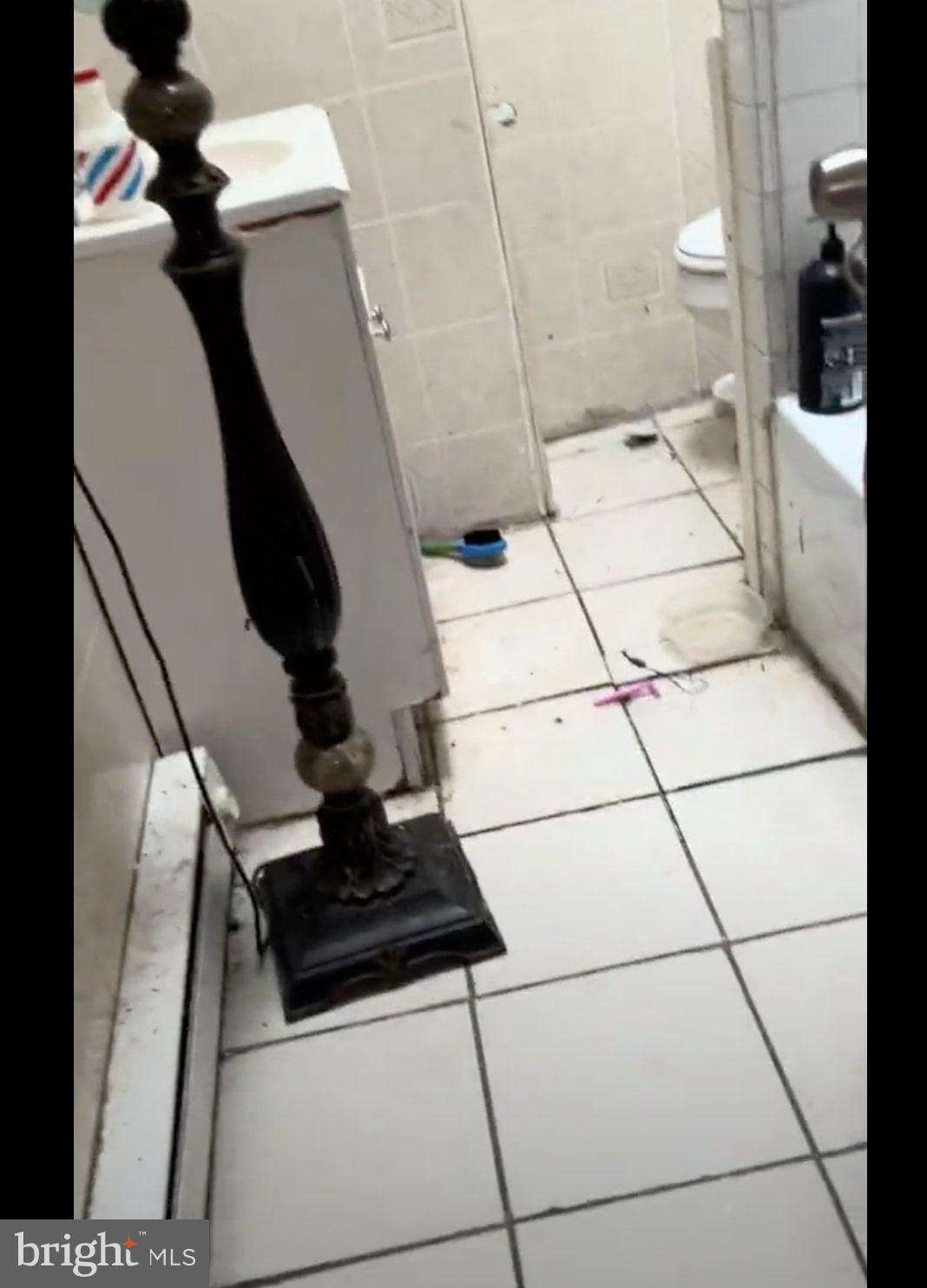 PHILADELPHIA (SOUTHWEST) - Residential