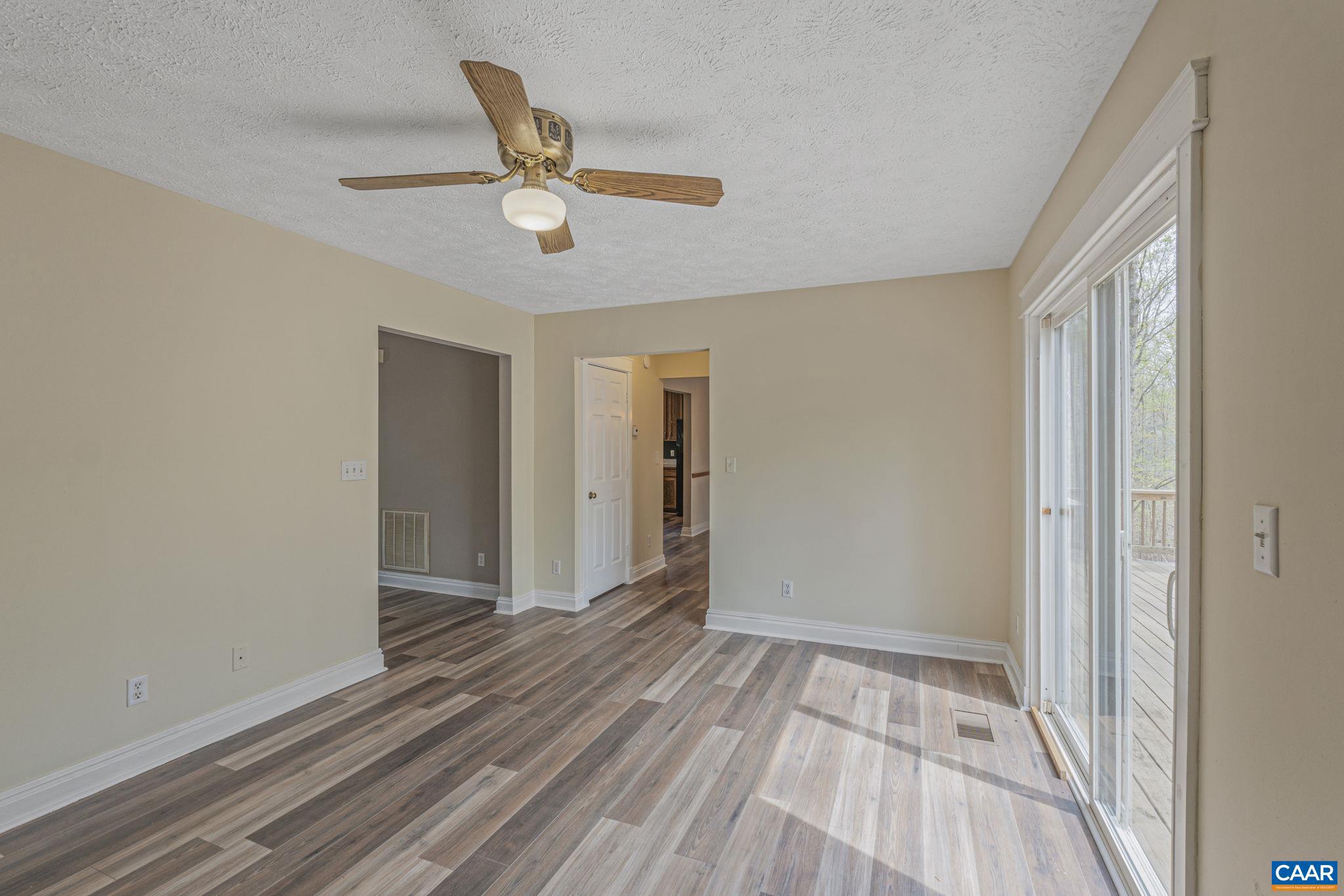 LAKE MONTICELLO - Residential