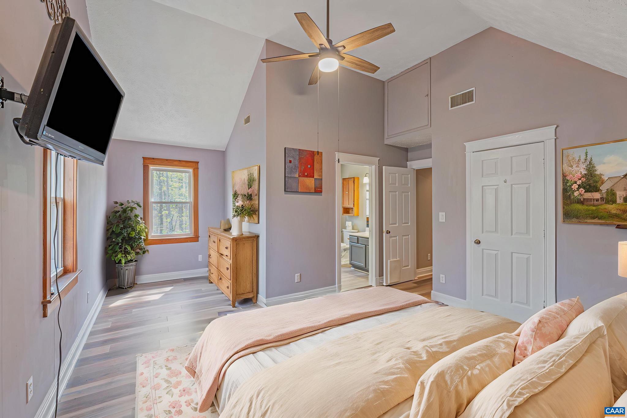 LAKE MONTICELLO - Residential