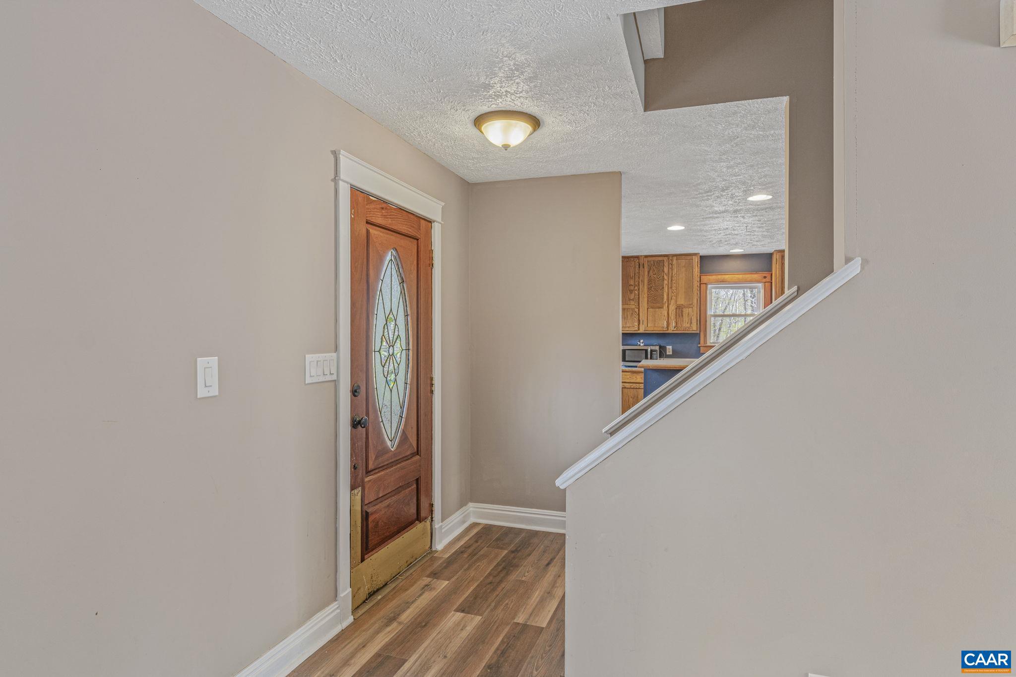 LAKE MONTICELLO - Residential