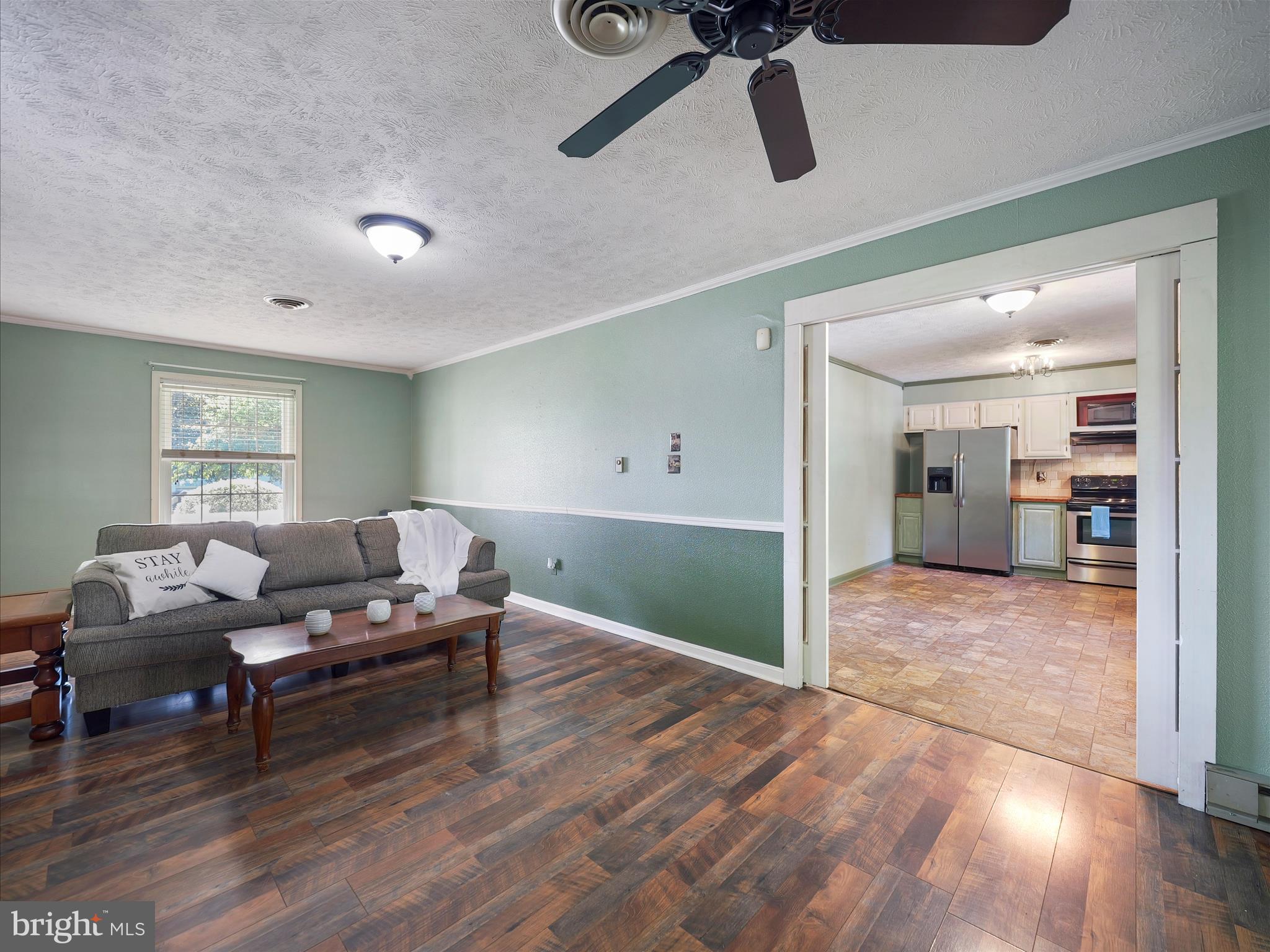 PIKEVIEW ACRES WEST - Residential