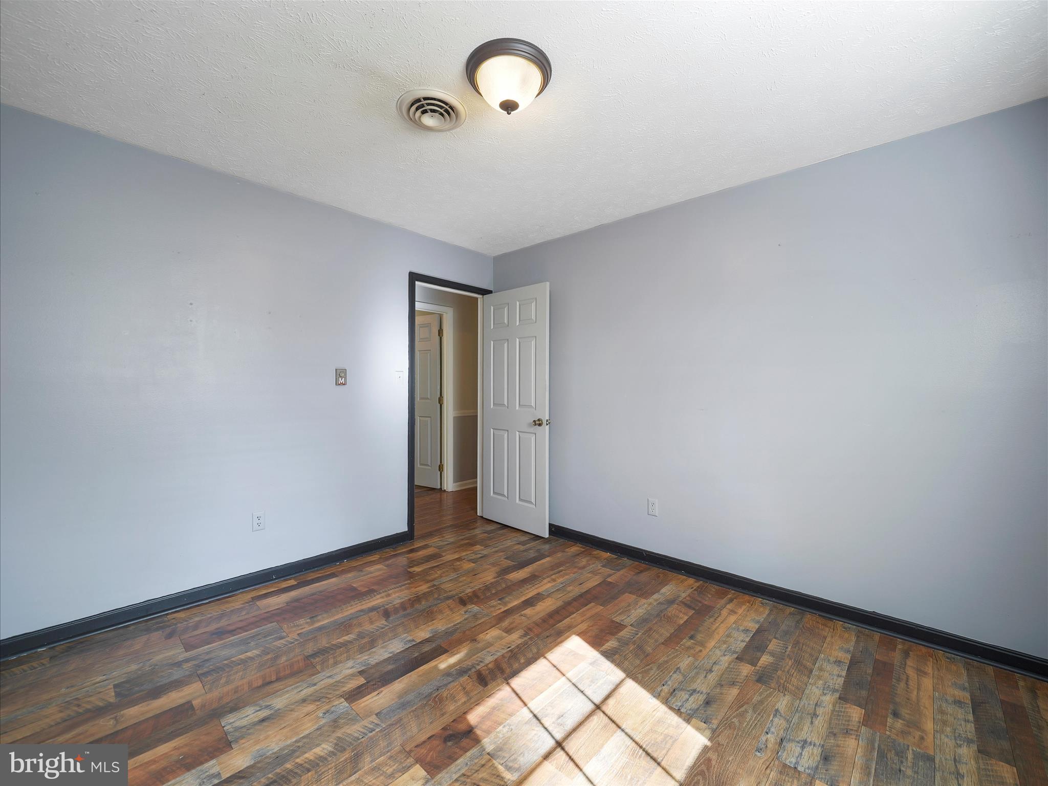 PIKEVIEW ACRES WEST - Residential