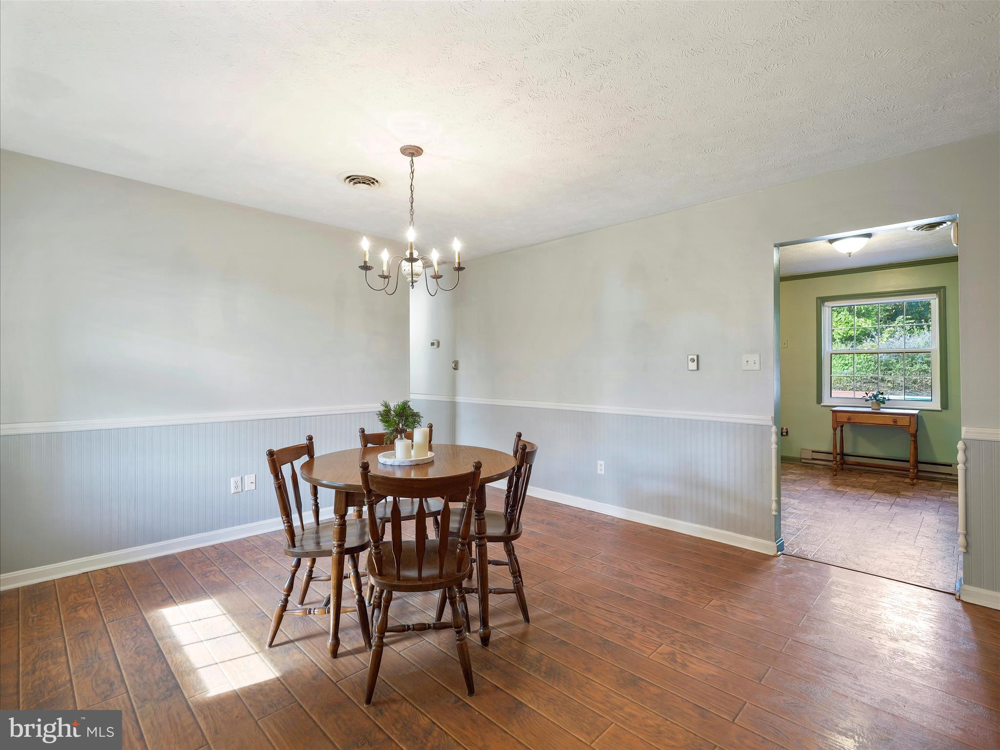 PIKEVIEW ACRES WEST - Residential