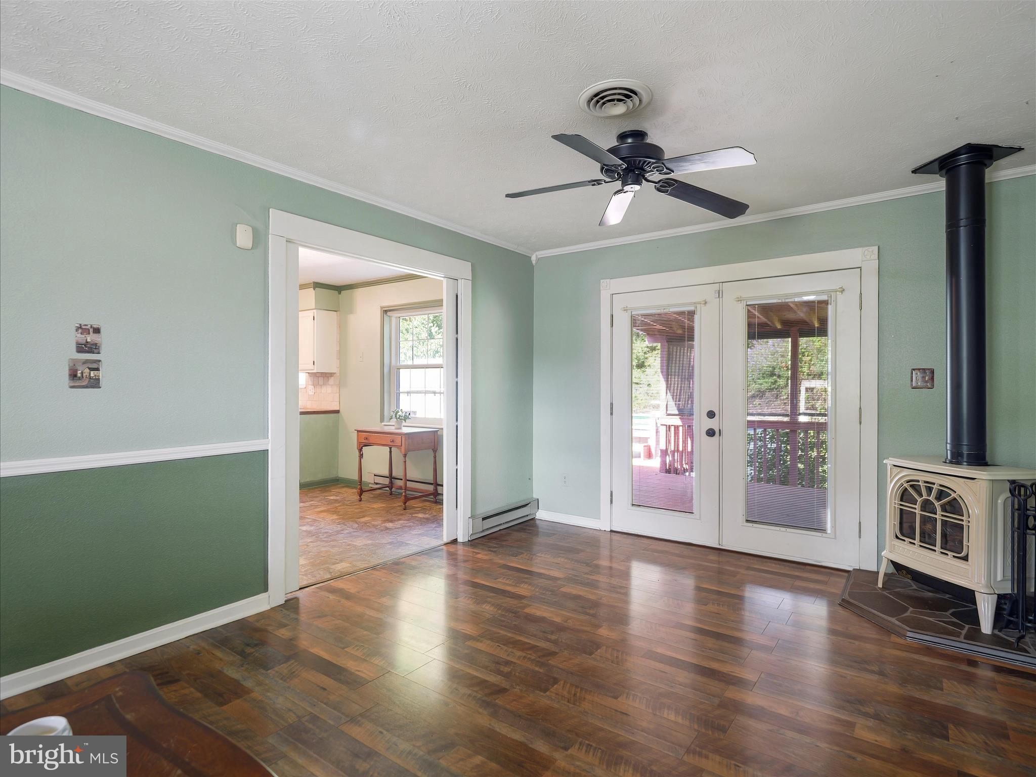 PIKEVIEW ACRES WEST - Residential