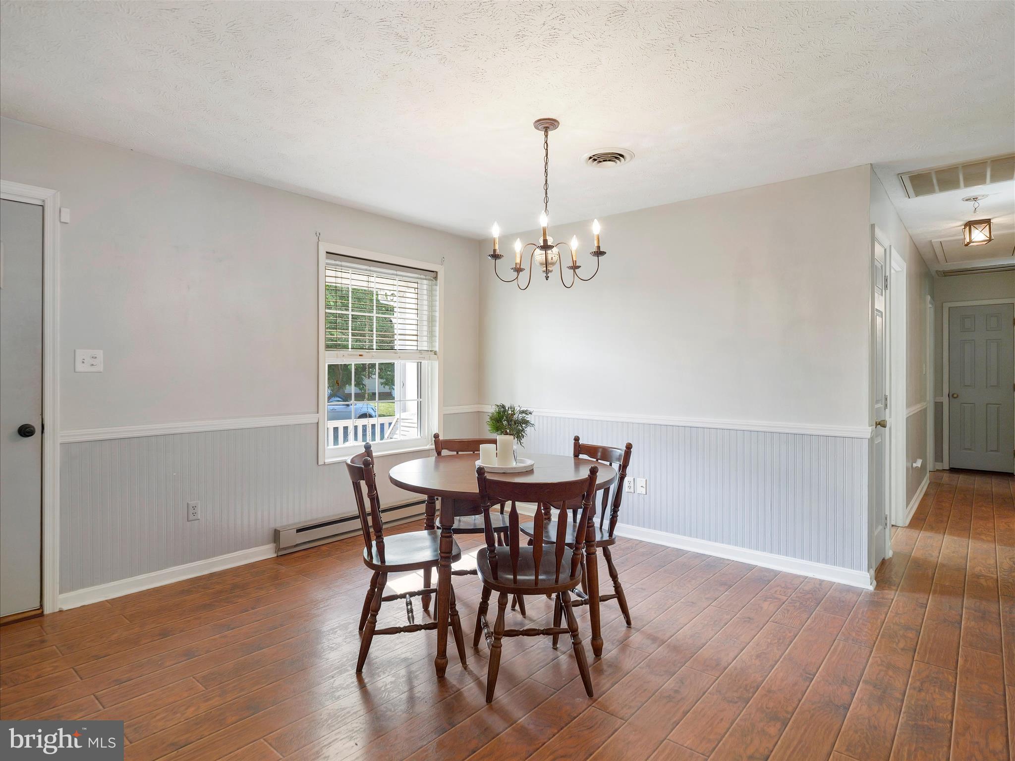 PIKEVIEW ACRES WEST - Residential