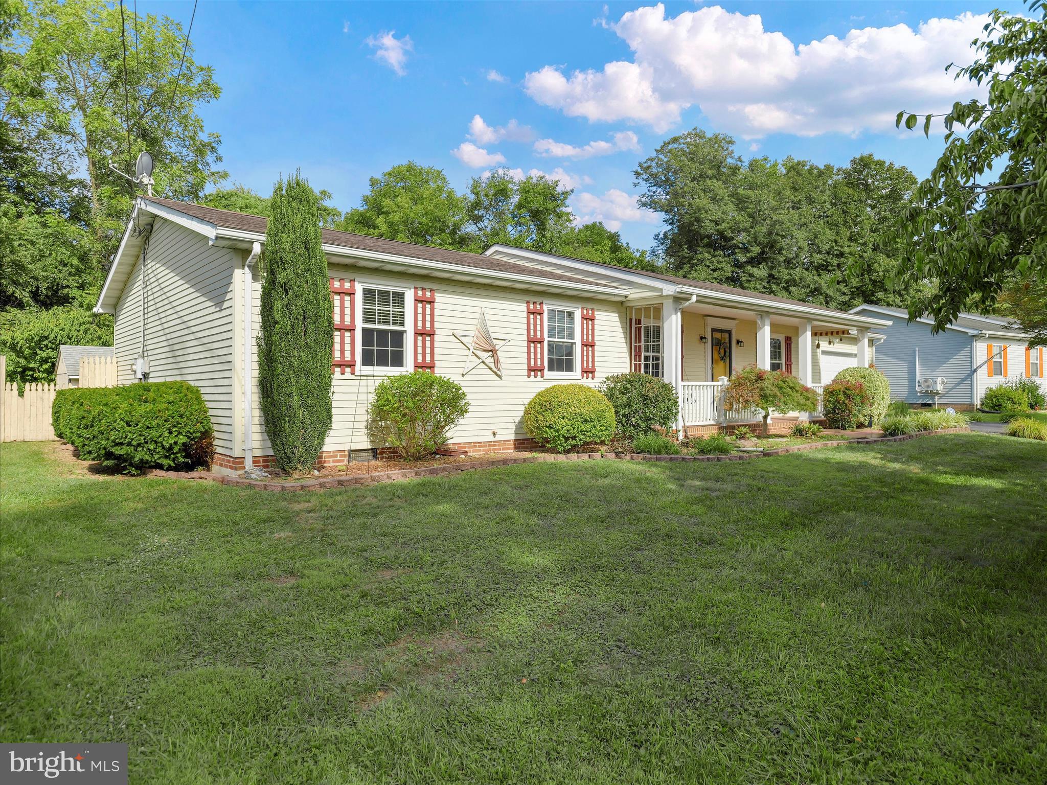 PIKEVIEW ACRES WEST - Residential