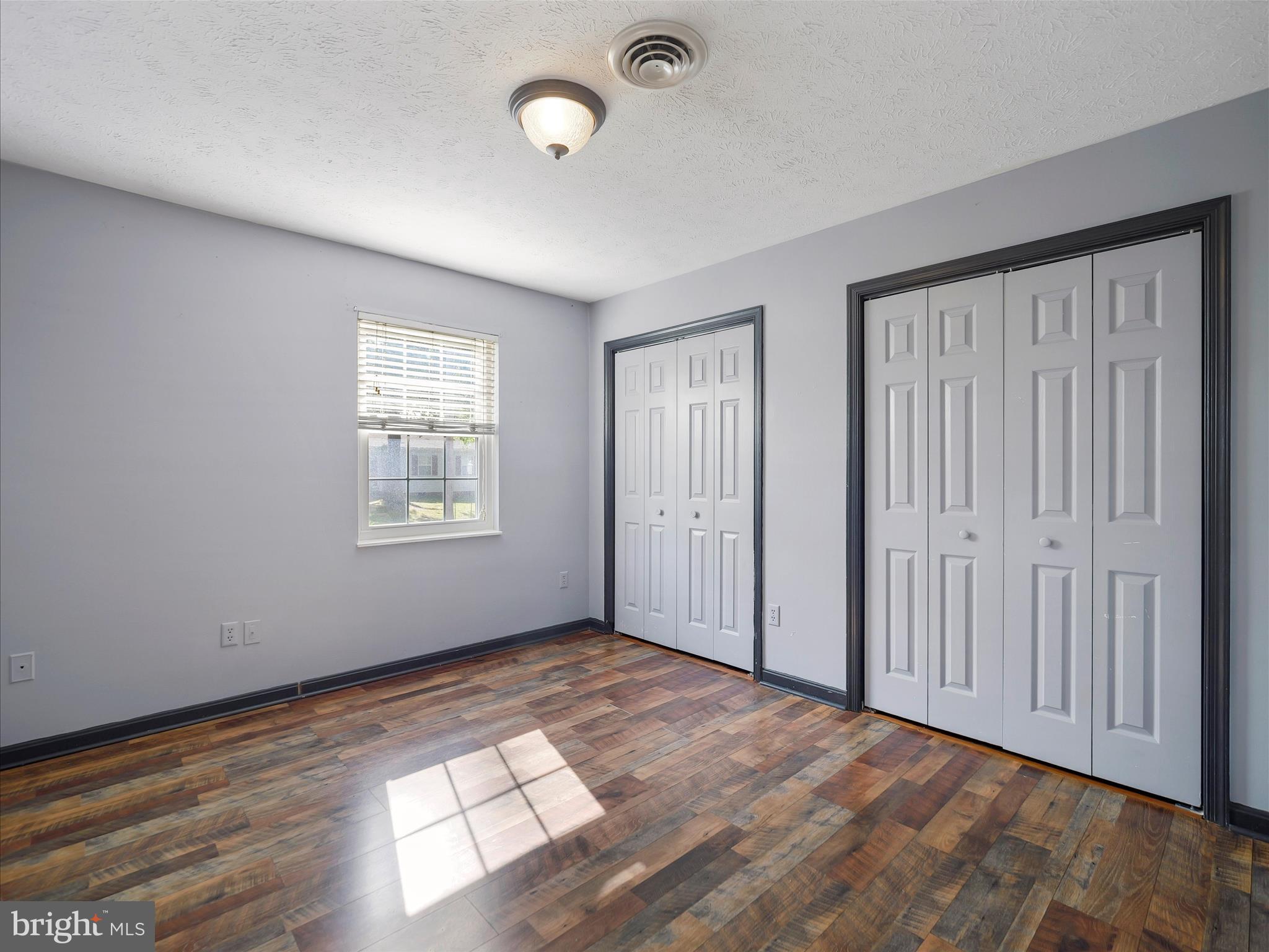 PIKEVIEW ACRES WEST - Residential