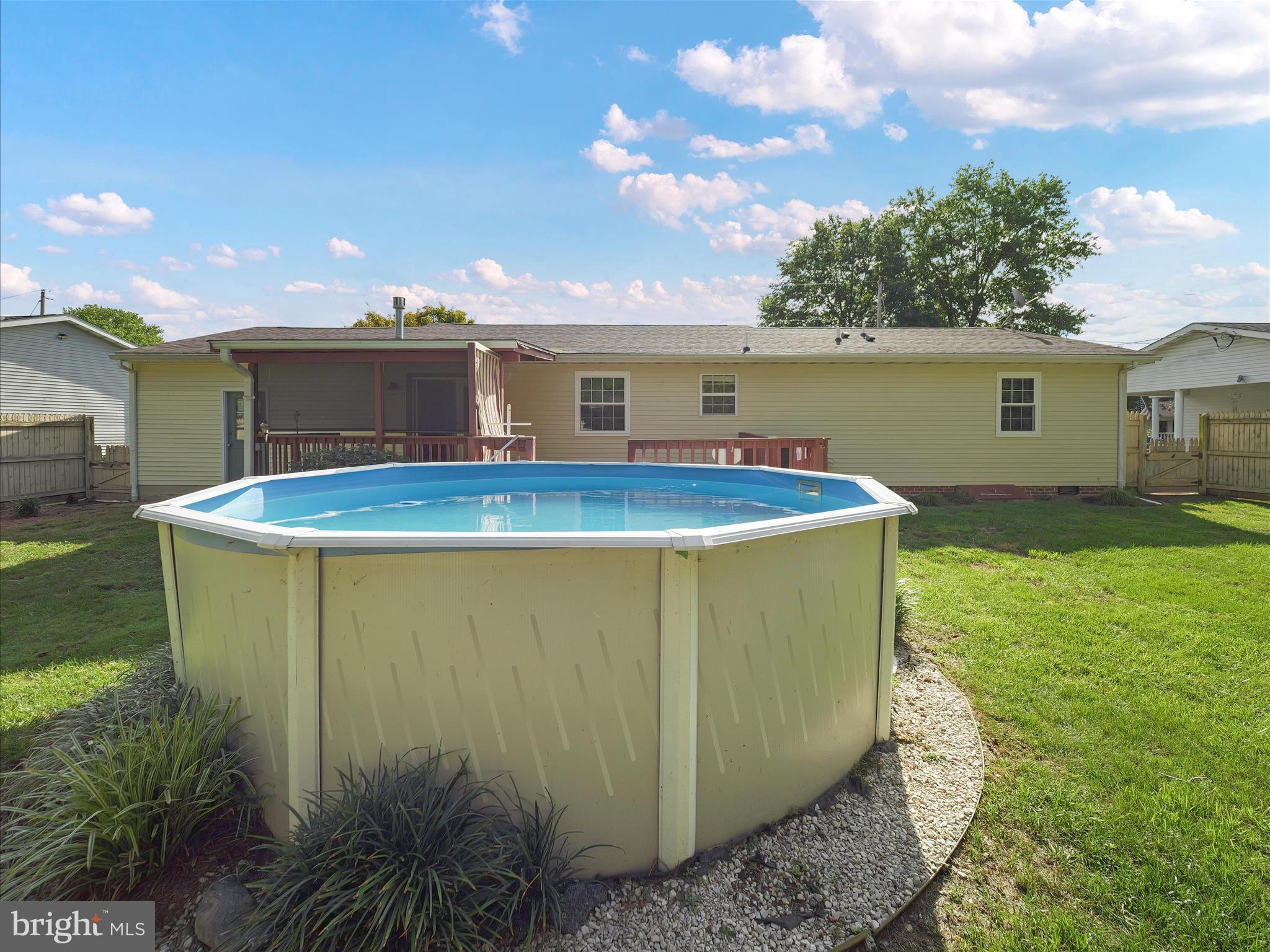 PIKEVIEW ACRES WEST - Residential