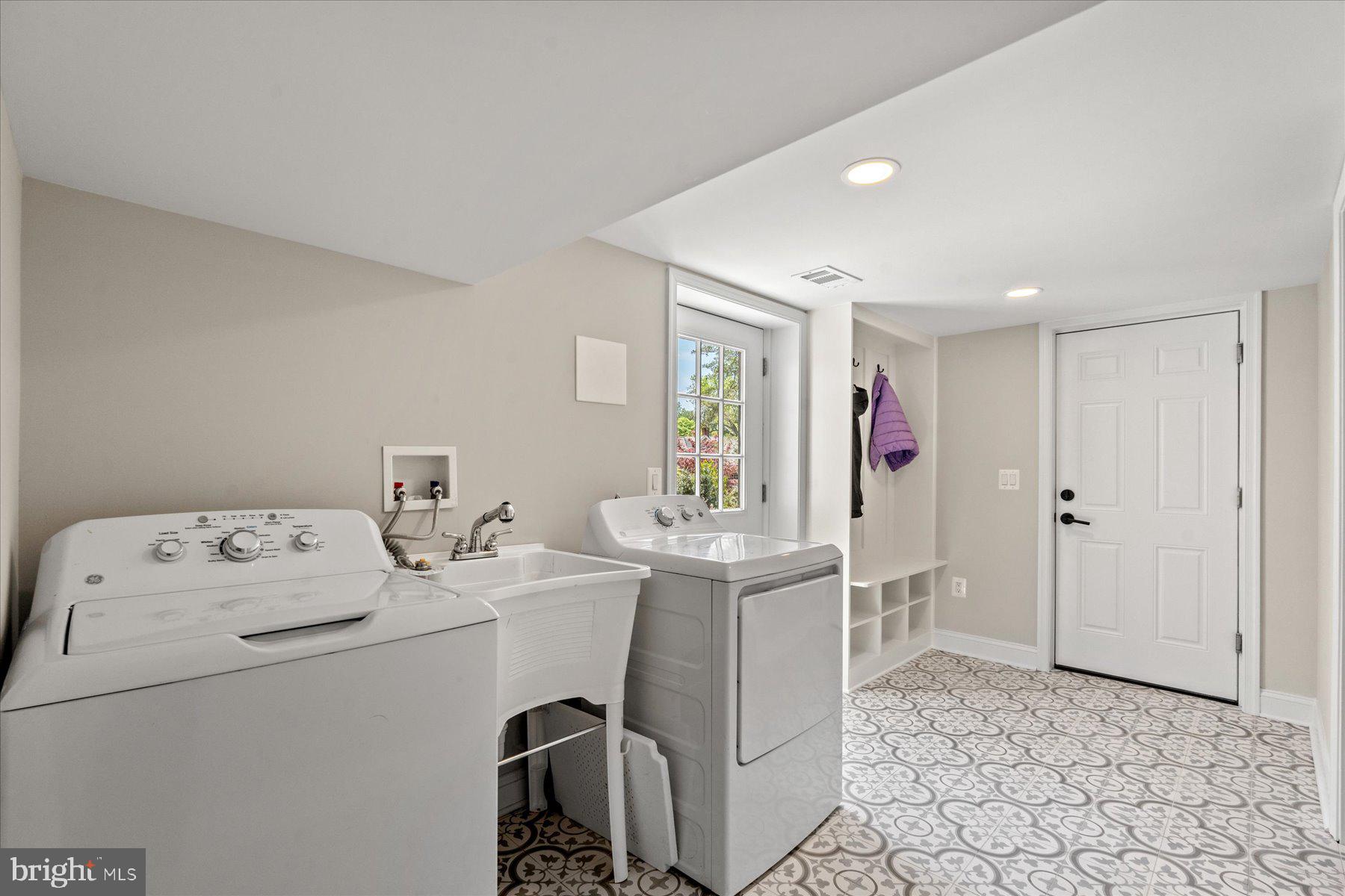 SUMNER - Residential