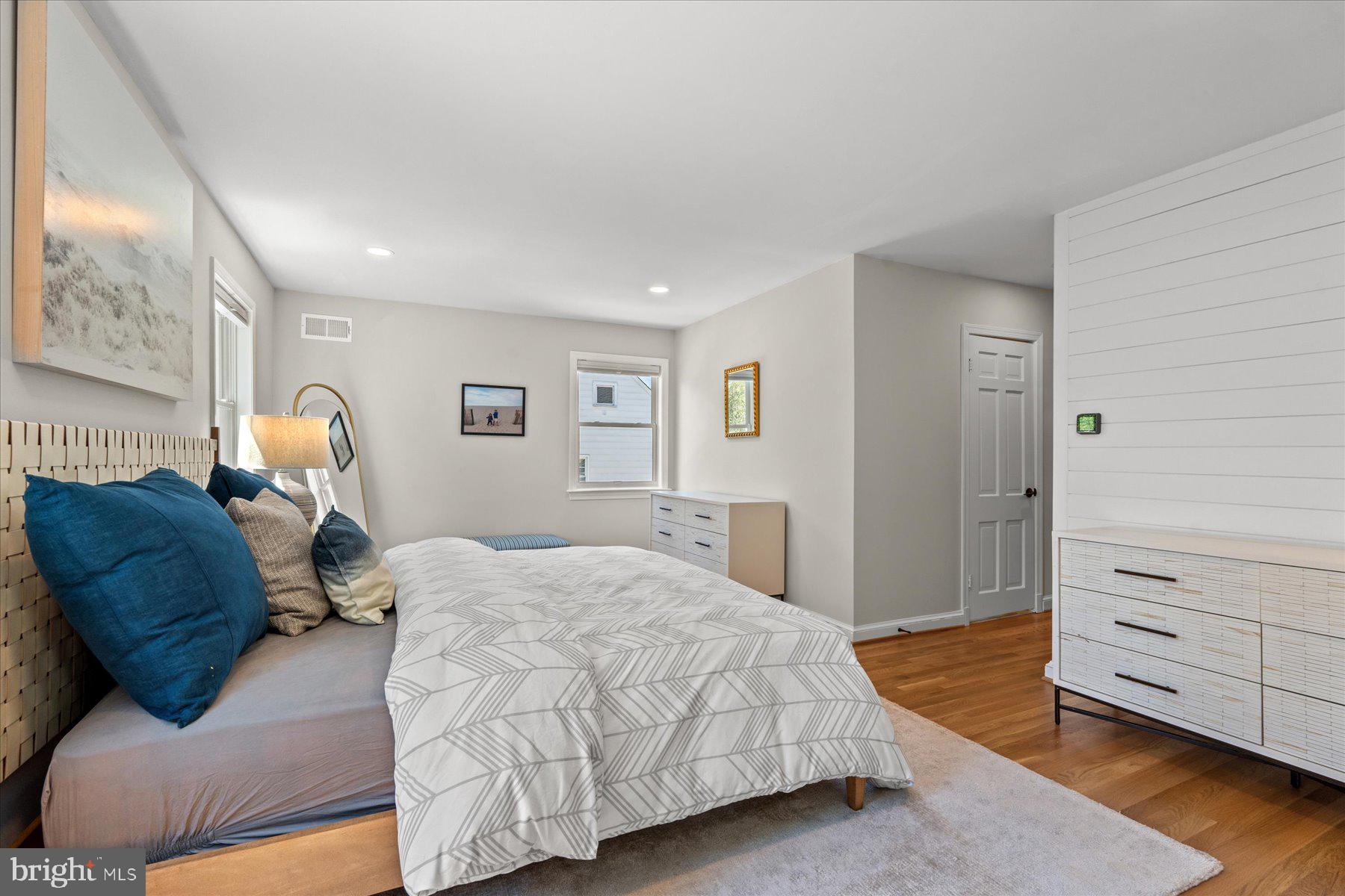 SUMNER - Residential