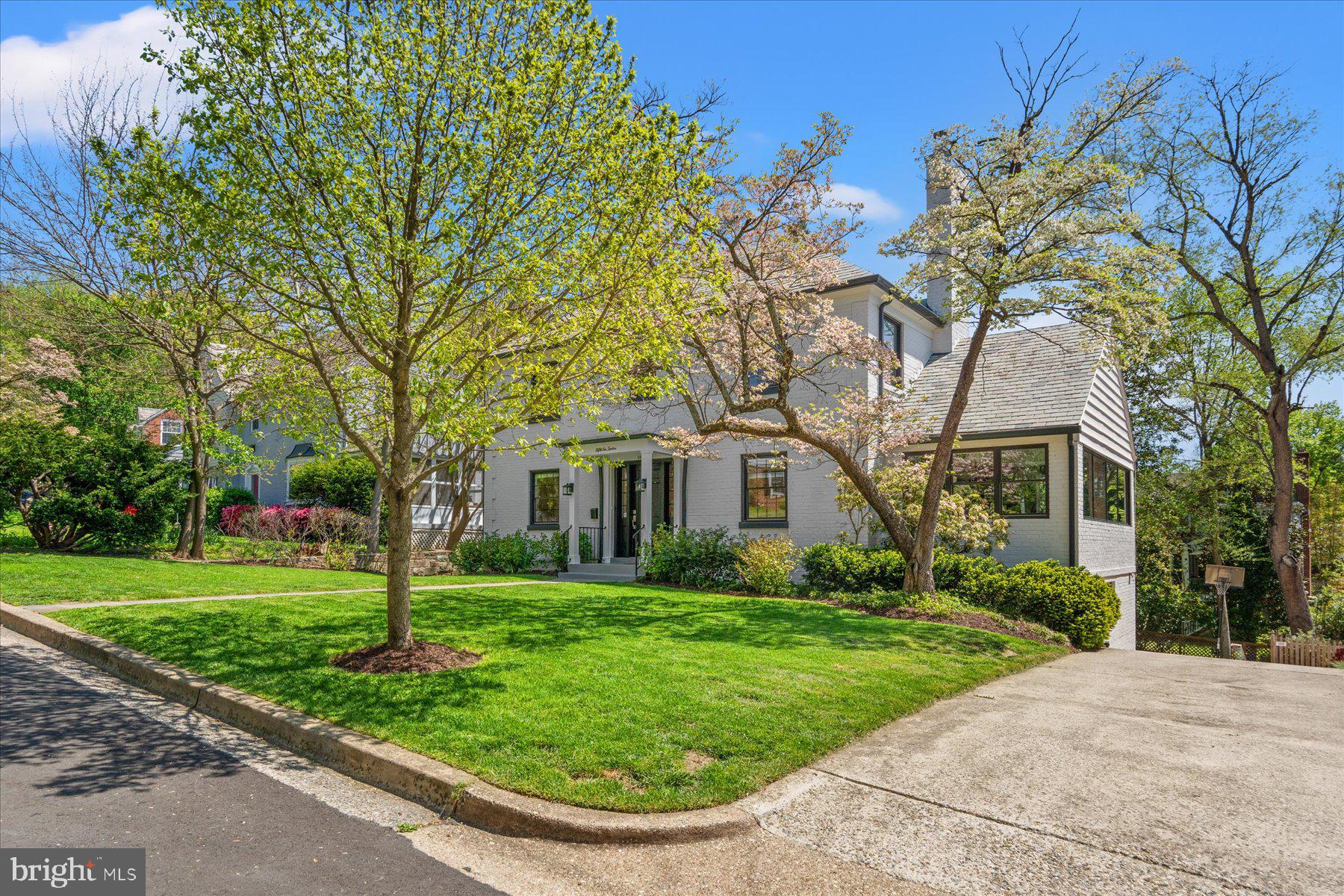5612 OVERLEA ROAD