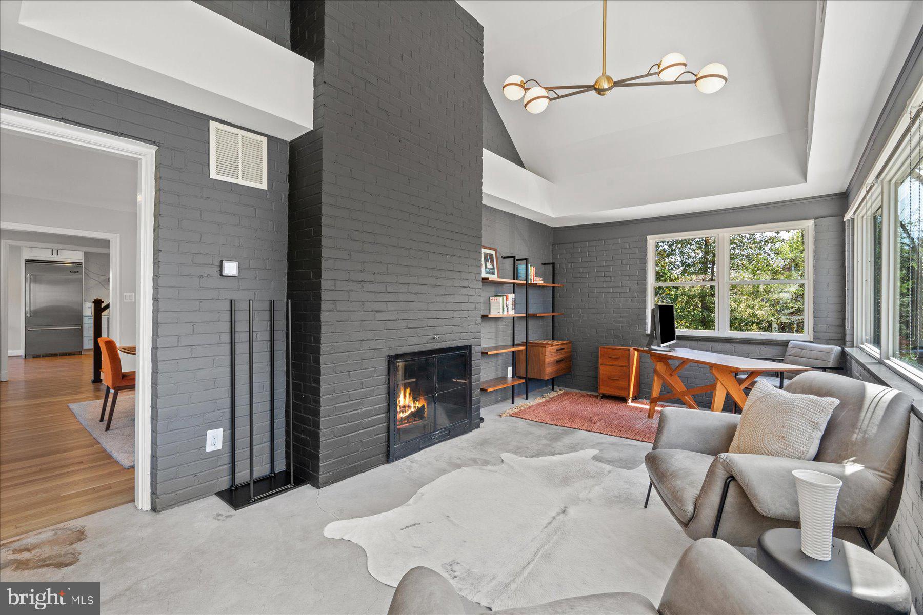 SUMNER - Residential