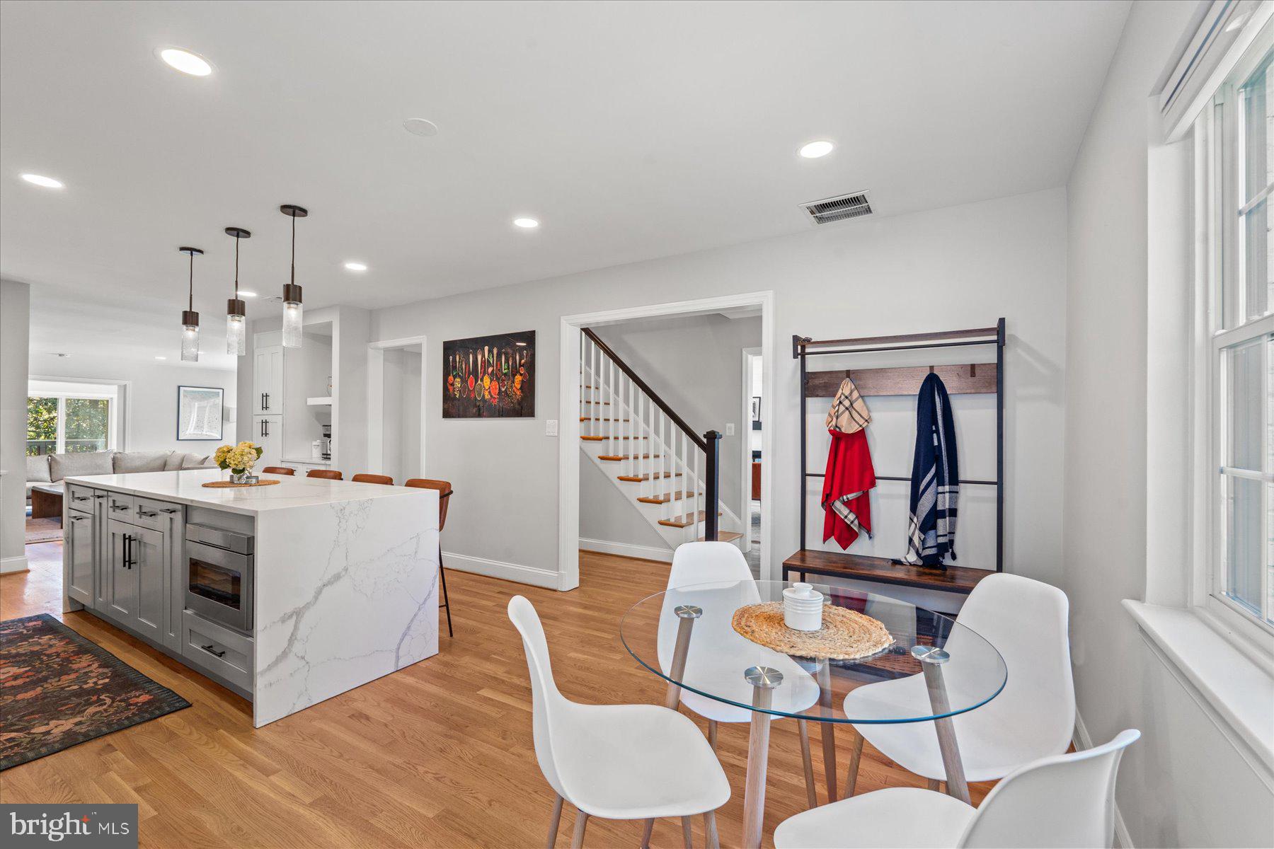 SUMNER - Residential