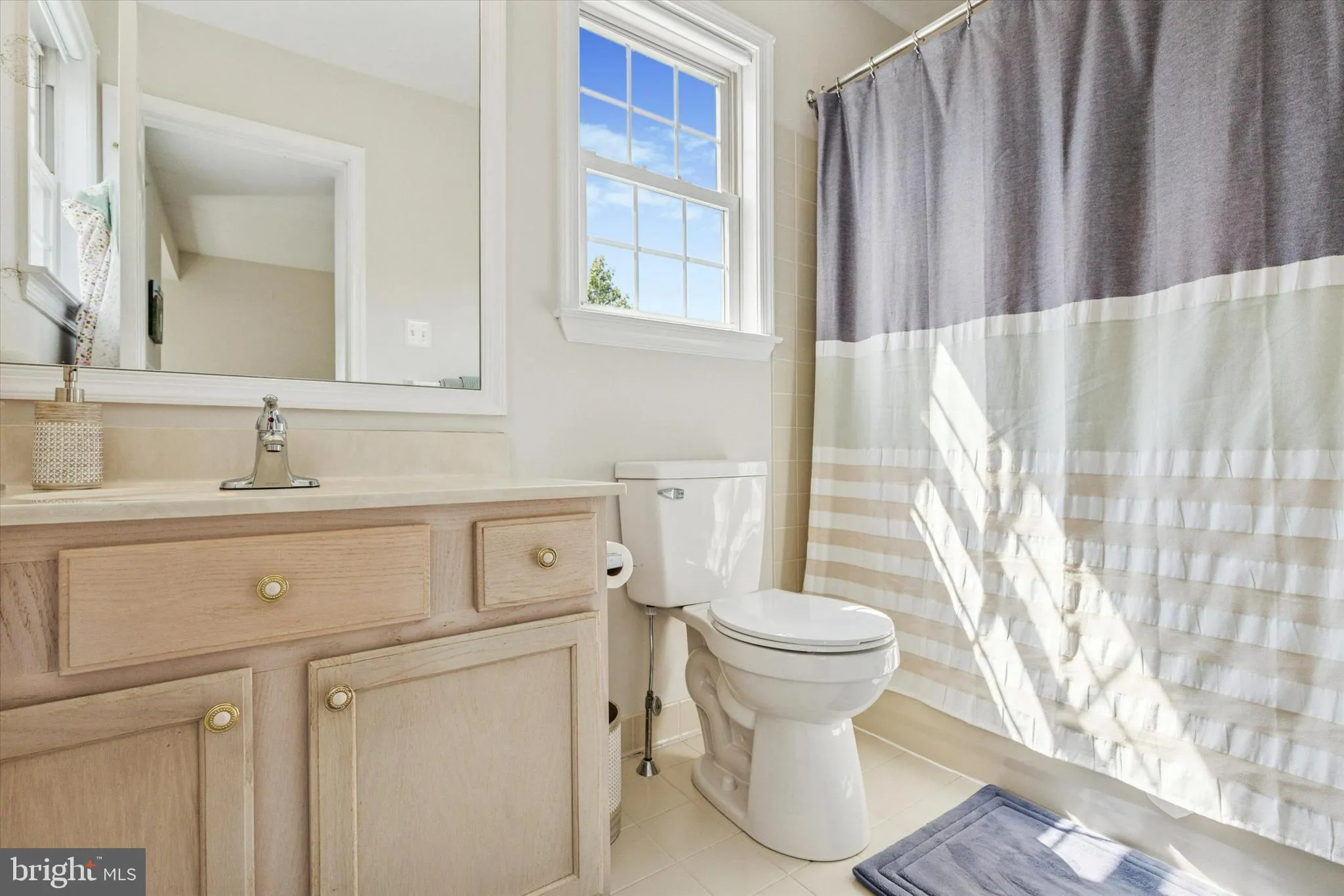 Ambler, Pennsylvania 19002, United States, 2 Bedrooms Bedrooms, ,3 BathroomsBathrooms,Residential,Coming Soon,218863