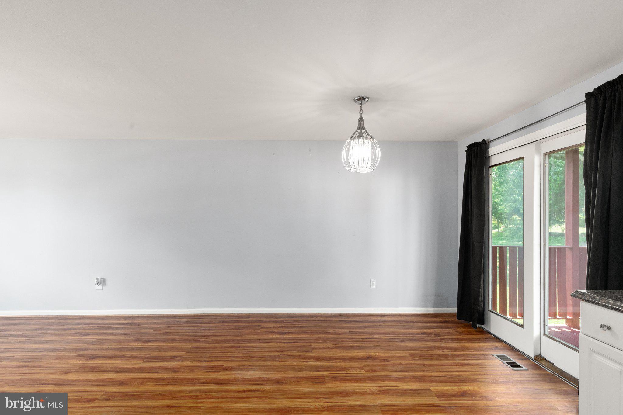 TIMBER GROVE - Residential