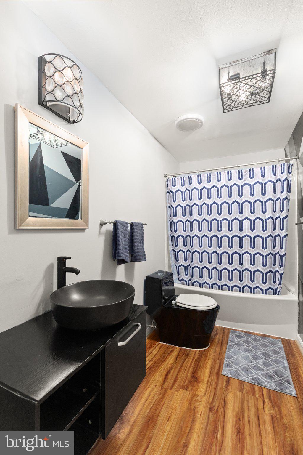 TIMBER GROVE - Residential