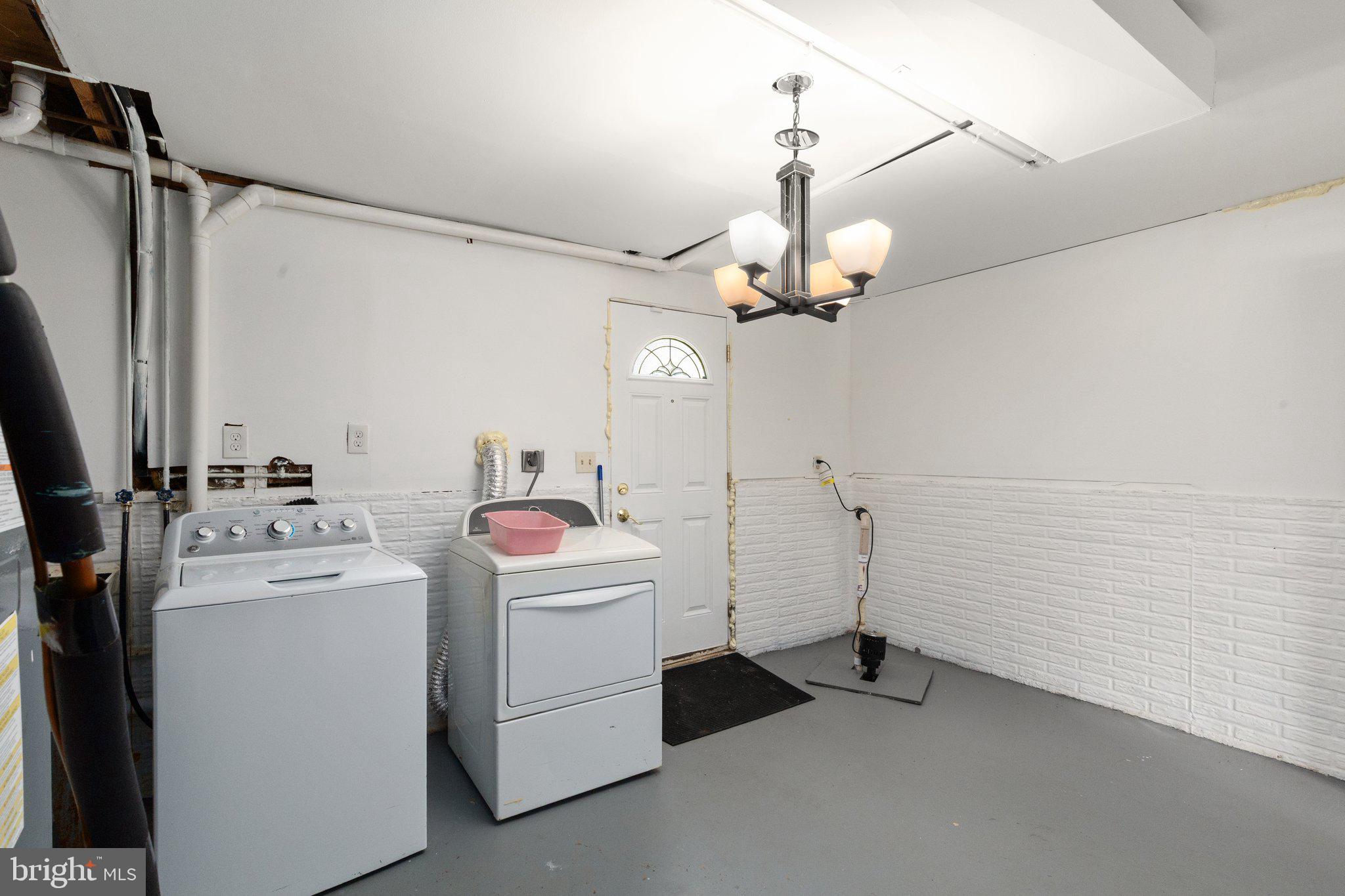 TIMBER GROVE - Residential