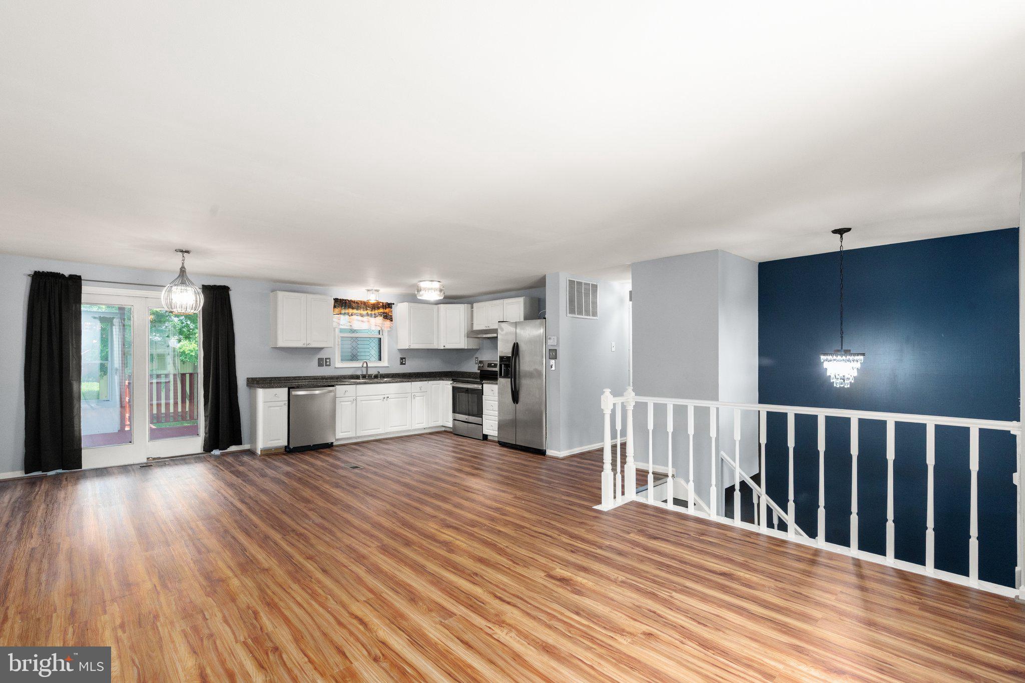 328 KEARNEY DRIVE