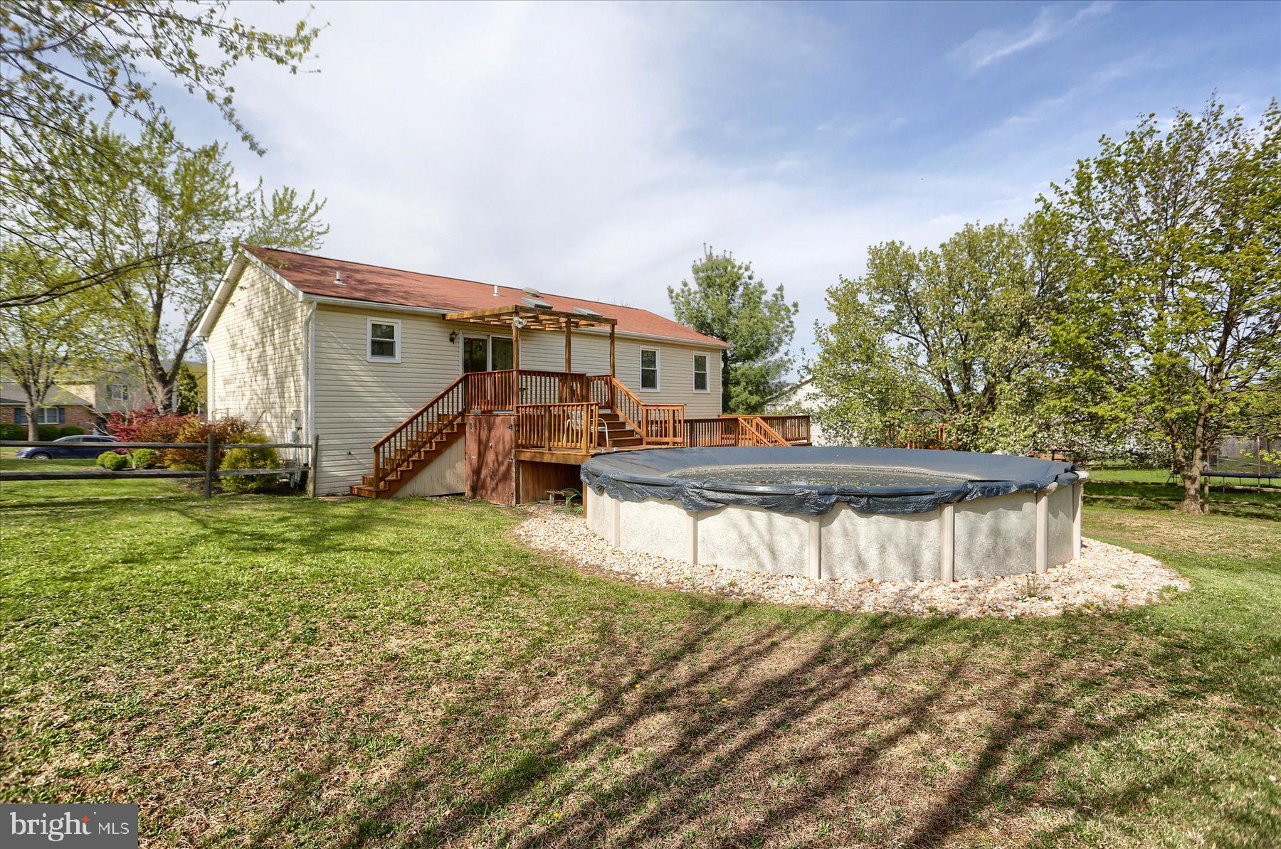 THE MEADOWS - Residential