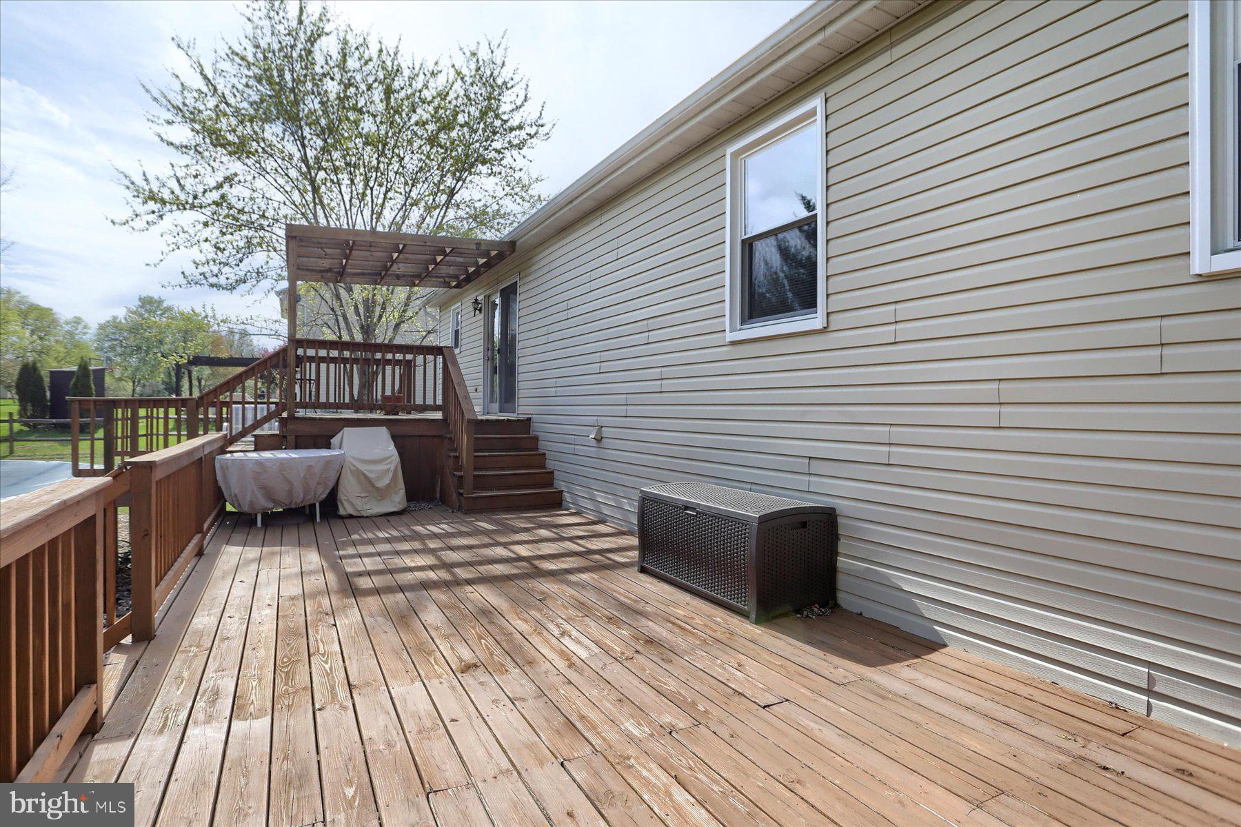 THE MEADOWS - Residential