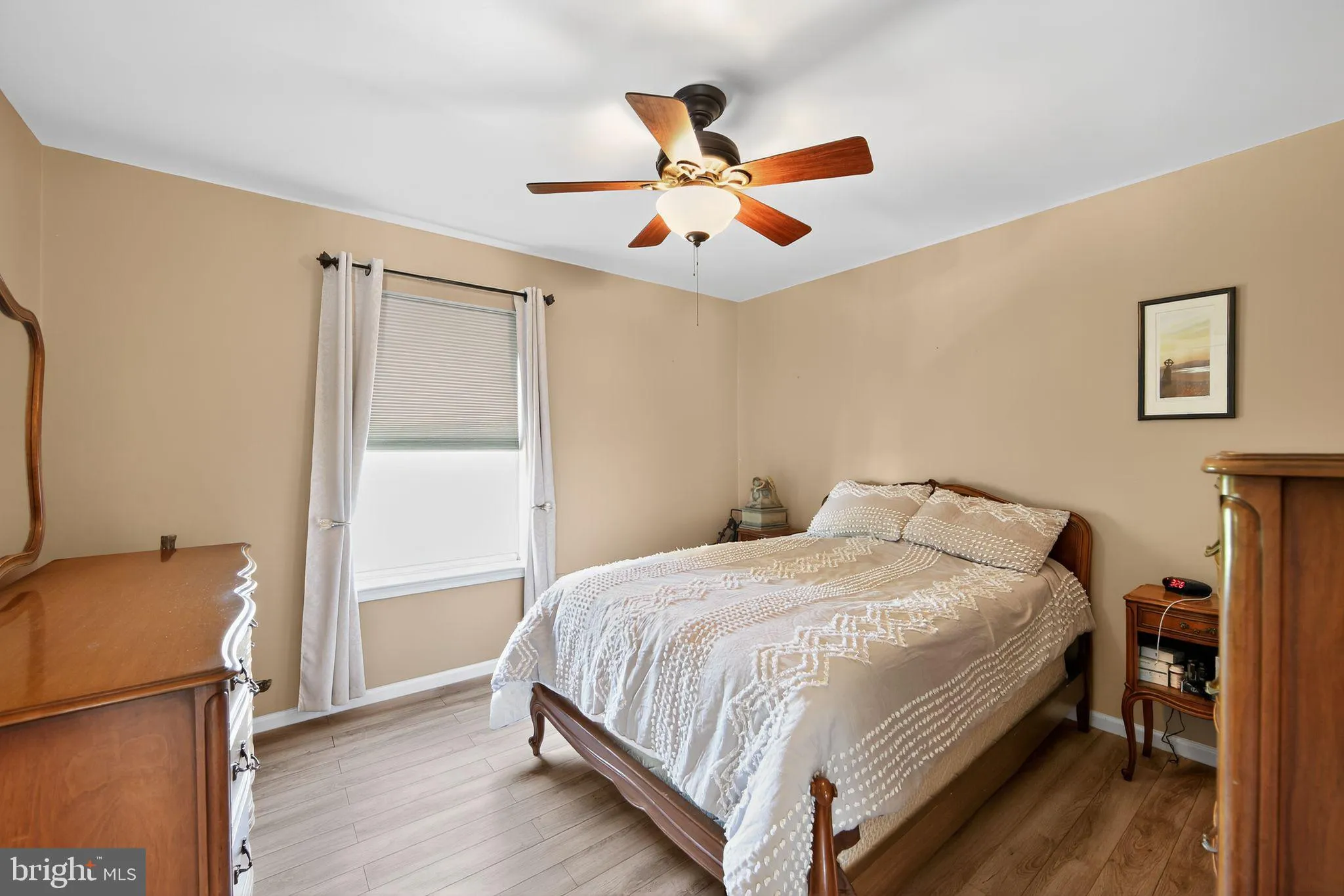 Collegeville, Pennsylvania 19426, United States, 4 Bedrooms Bedrooms, ,3 BathroomsBathrooms,Residential,Contingent,200996