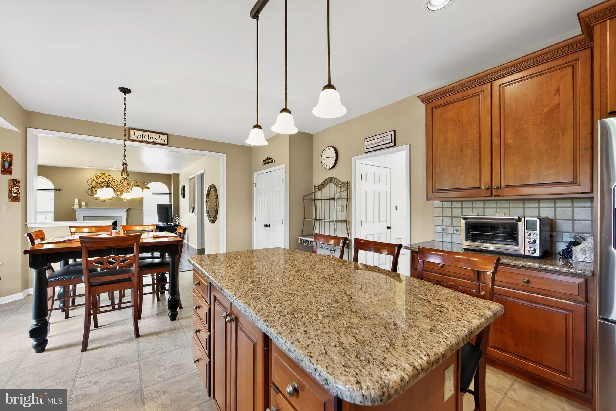 Collegeville, Pennsylvania 19426, United States, 4 Bedrooms Bedrooms, ,3 BathroomsBathrooms,Residential,Contingent,200996