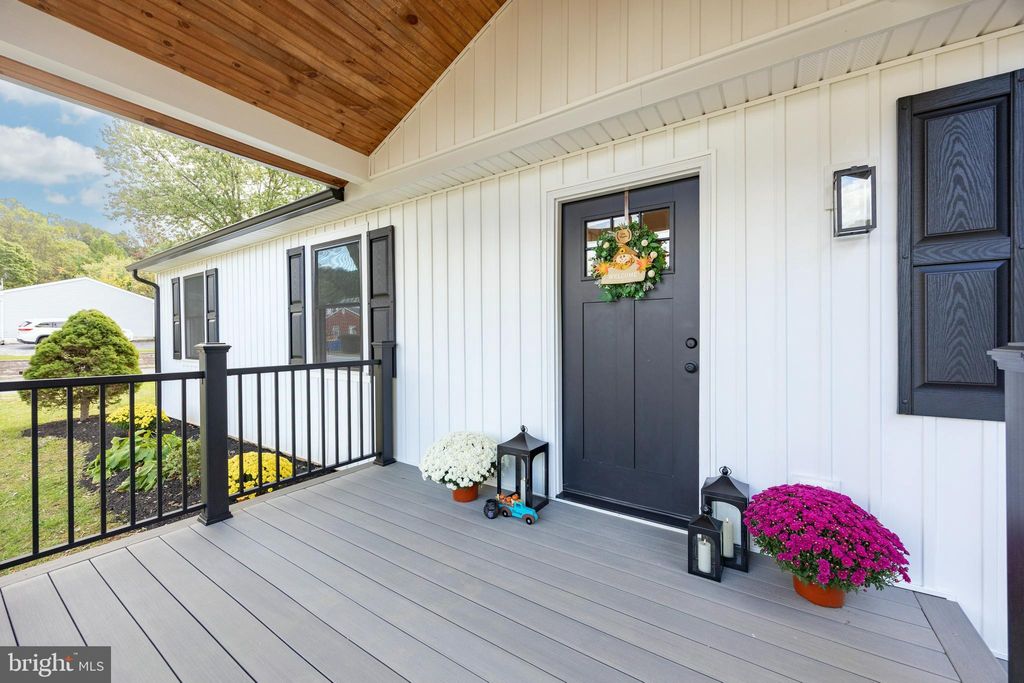 Photo of 704 W Bridge Street, PARKESBURG, PA 19365 (MLS # PACT2111426)
