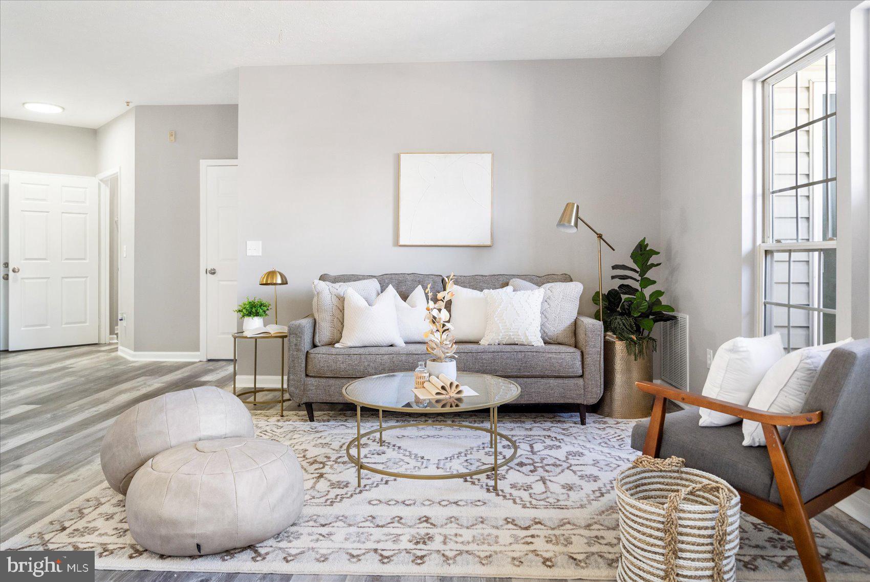 DEVONSHIRE - Residential