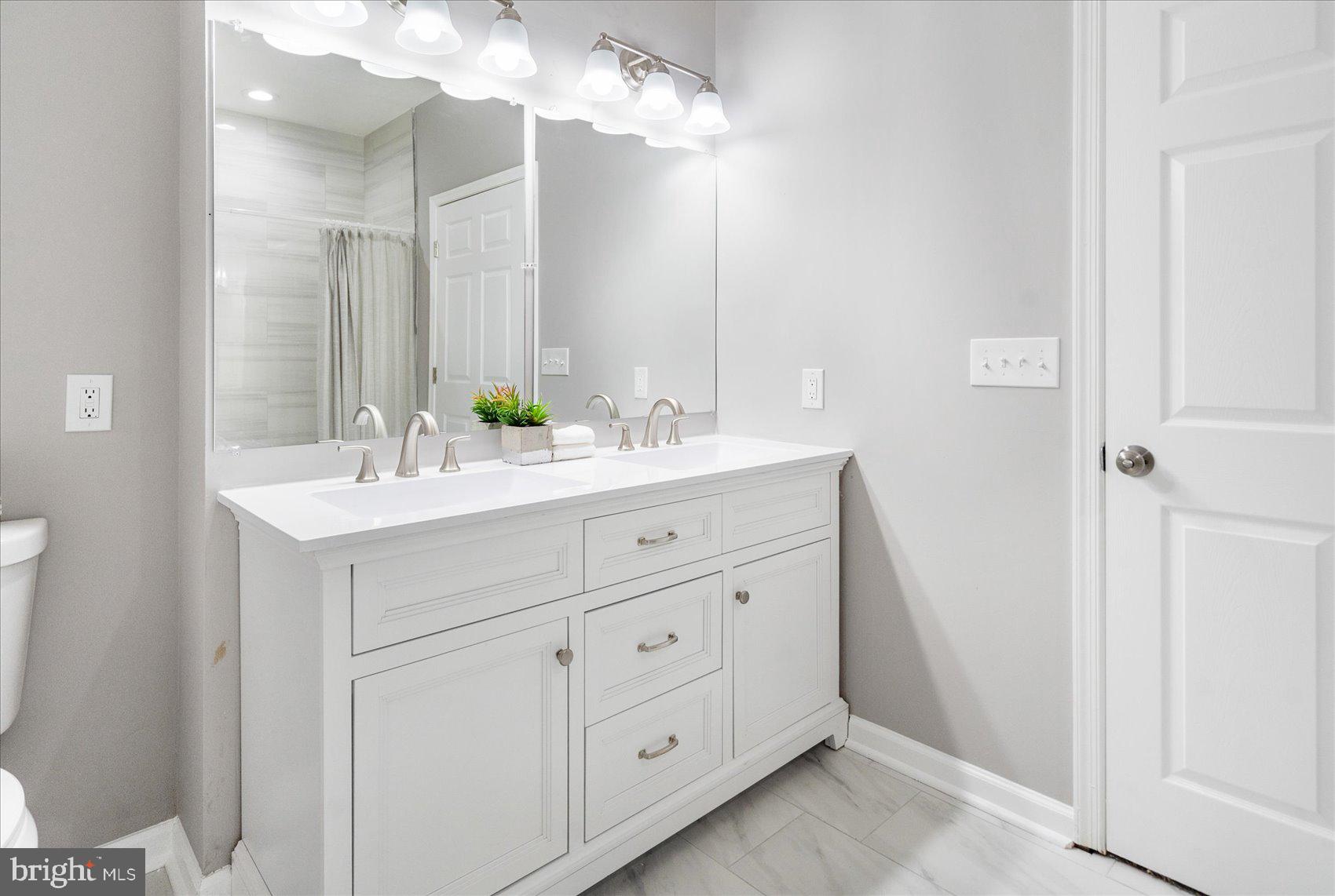 DEVONSHIRE - Residential