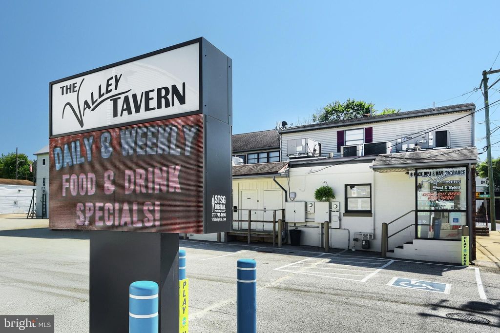 Photo of 1 Cherry Street, SEVEN VALLEYS, PA 17360 (MLS # PAYK2090480)