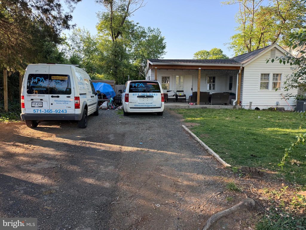 Photo of 3519 17th Street S, ARLINGTON, VA 22204 (MLS # VAAR2073298)