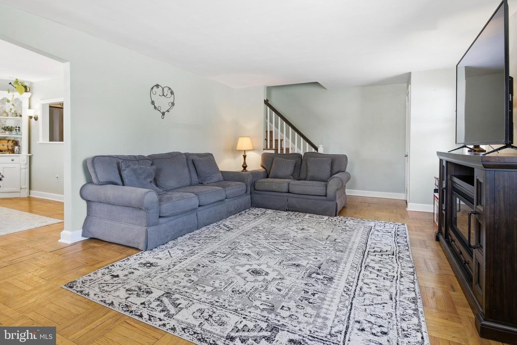 Photo of 419 W Grays Avenue, GLENOLDEN, PA 19036 (MLS # PADE2107498)