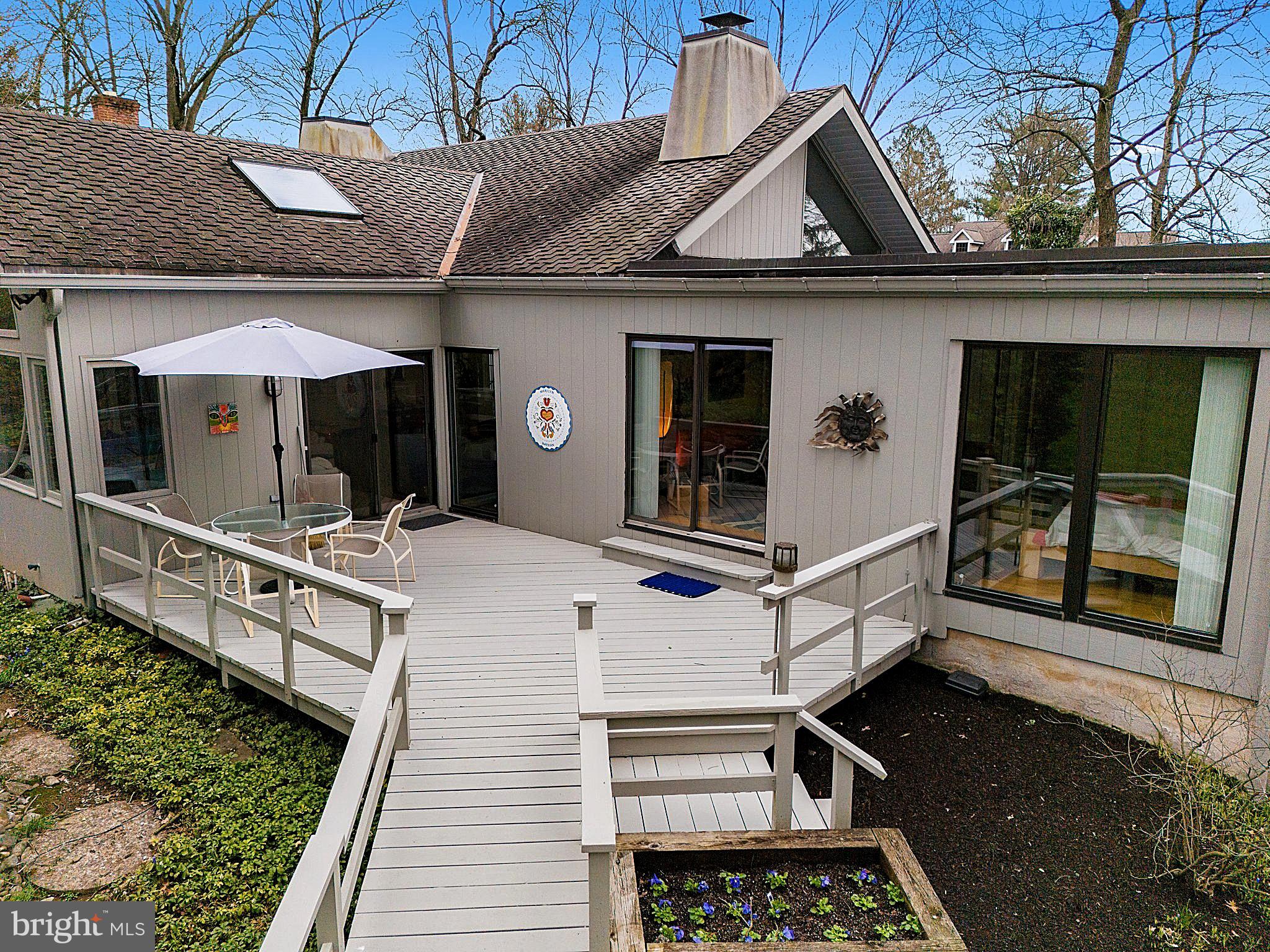 PARKSIDE COURTS - Residential