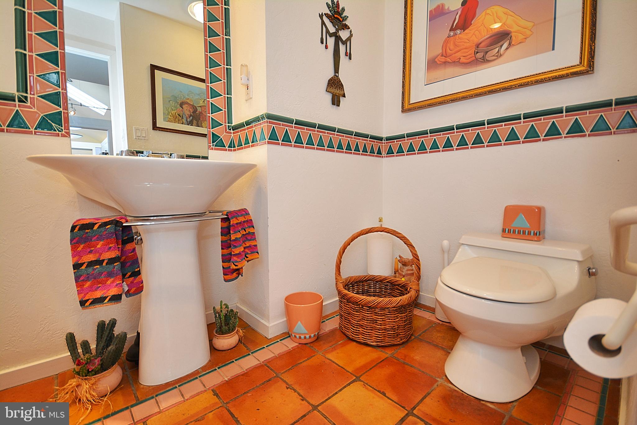 PARKSIDE COURTS - Residential