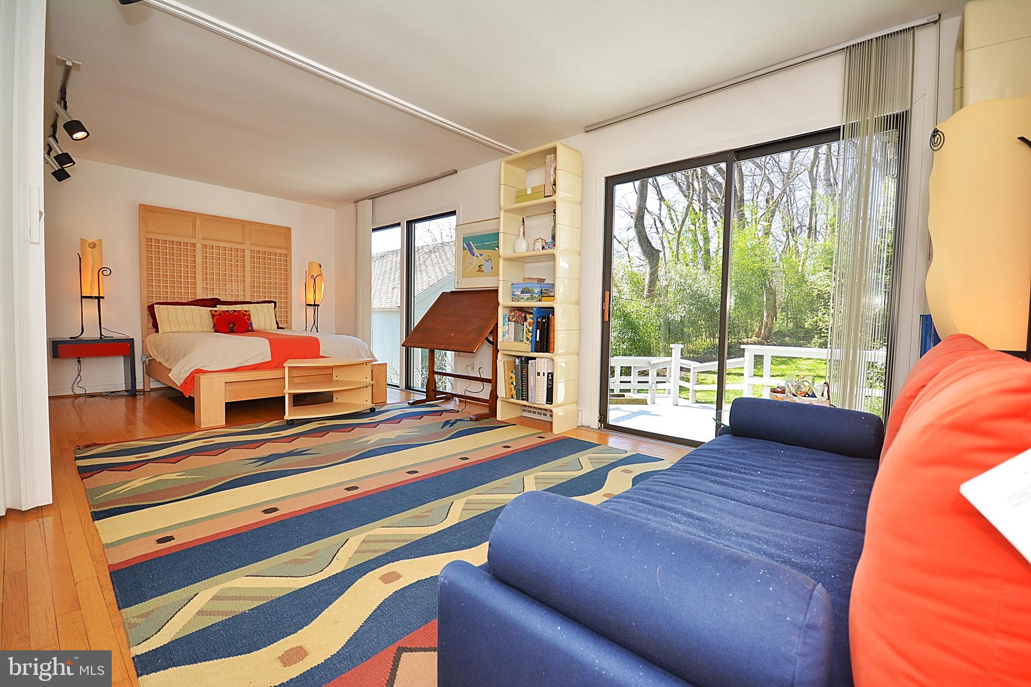 PARKSIDE COURTS - Residential