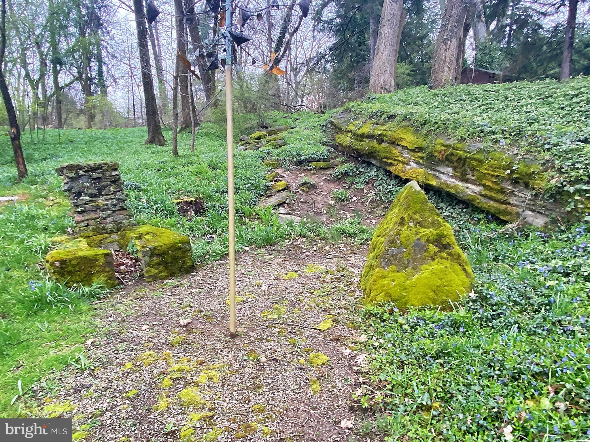 PARKSIDE COURTS - Residential