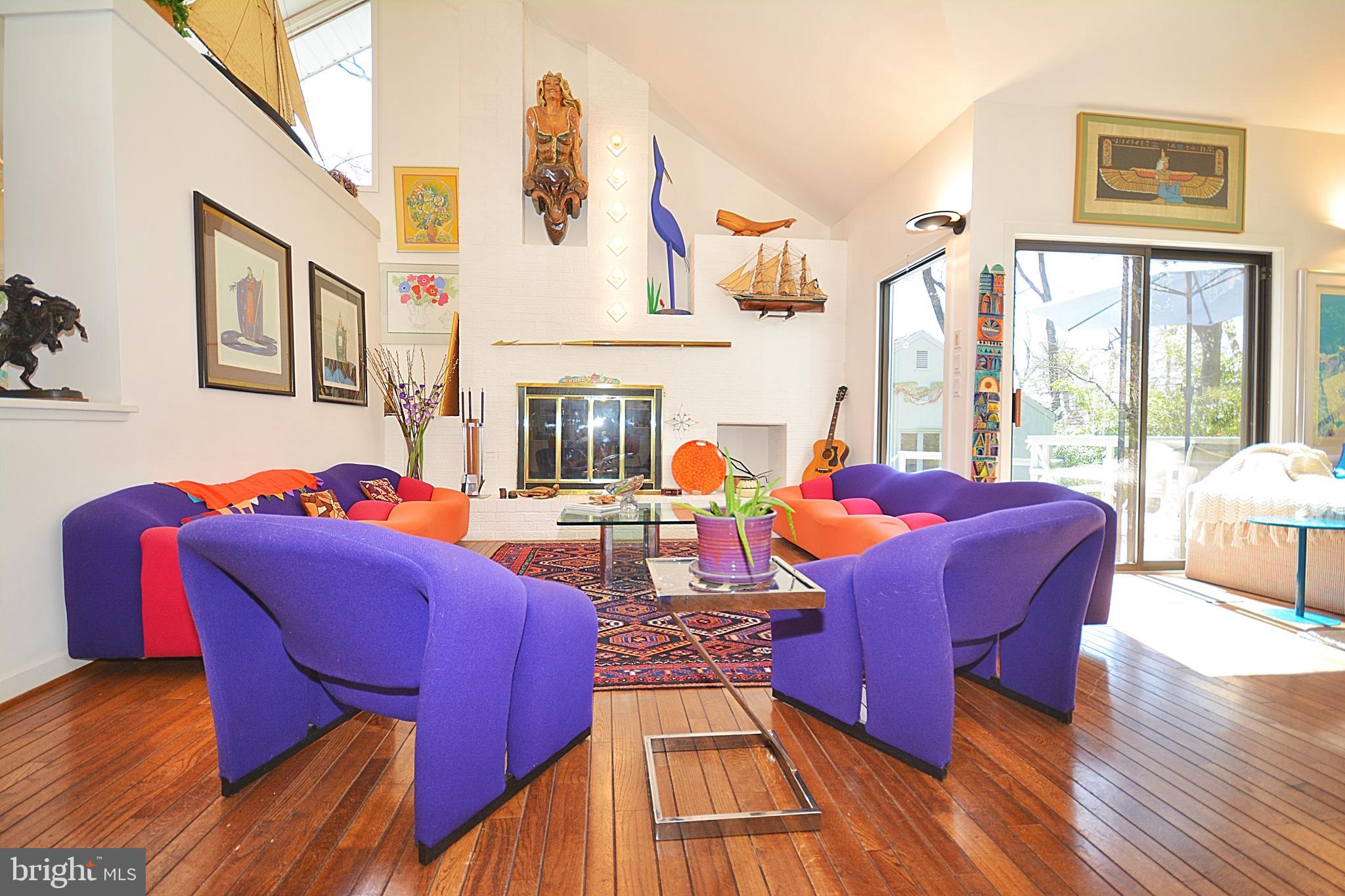 PARKSIDE COURTS - Residential