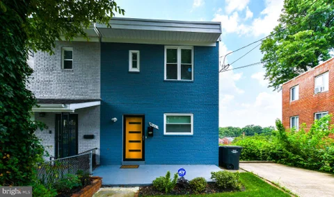MLS: DCDC2279776