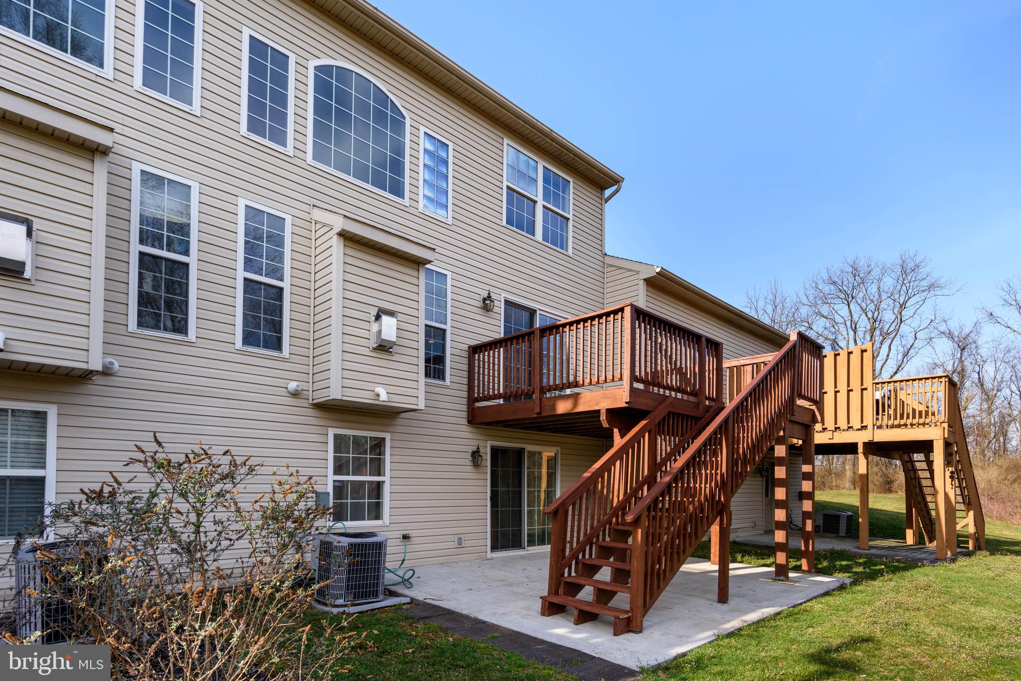 PINE VIEW - Residential