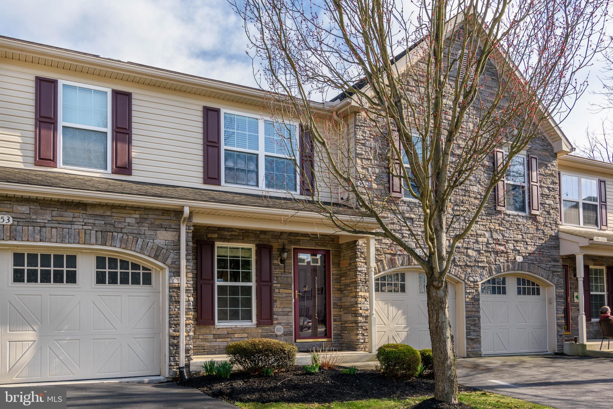 PINE VIEW - Residential