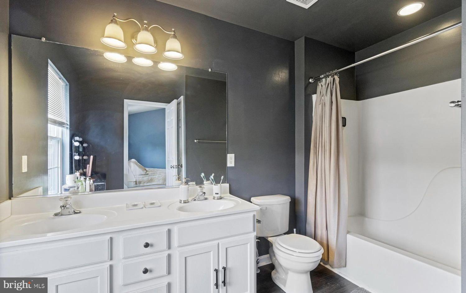 FAIRFIELD - Residential