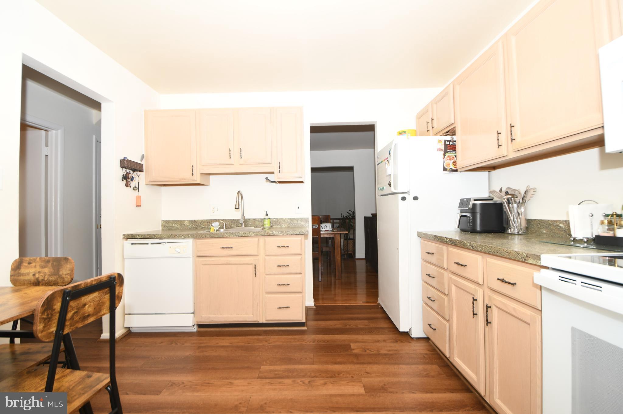 REDLAND STATION TH - Residential Lease