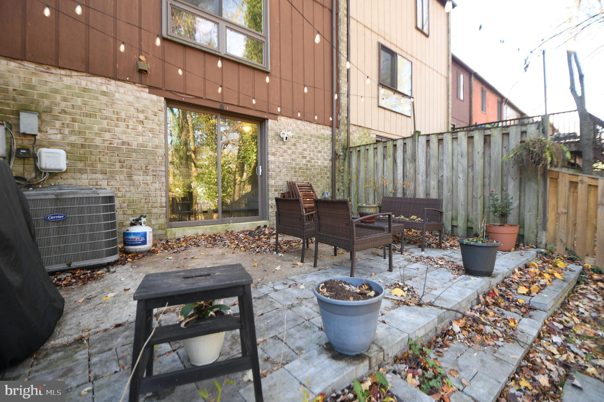 REDLAND STATION TH - Residential Lease