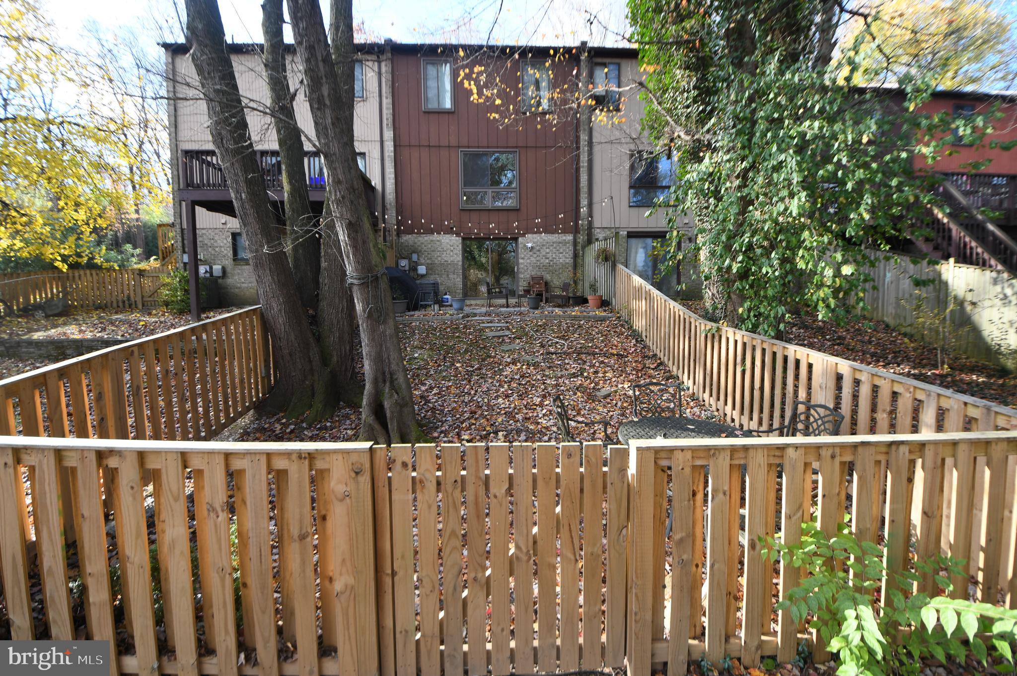 REDLAND STATION TH - Residential Lease