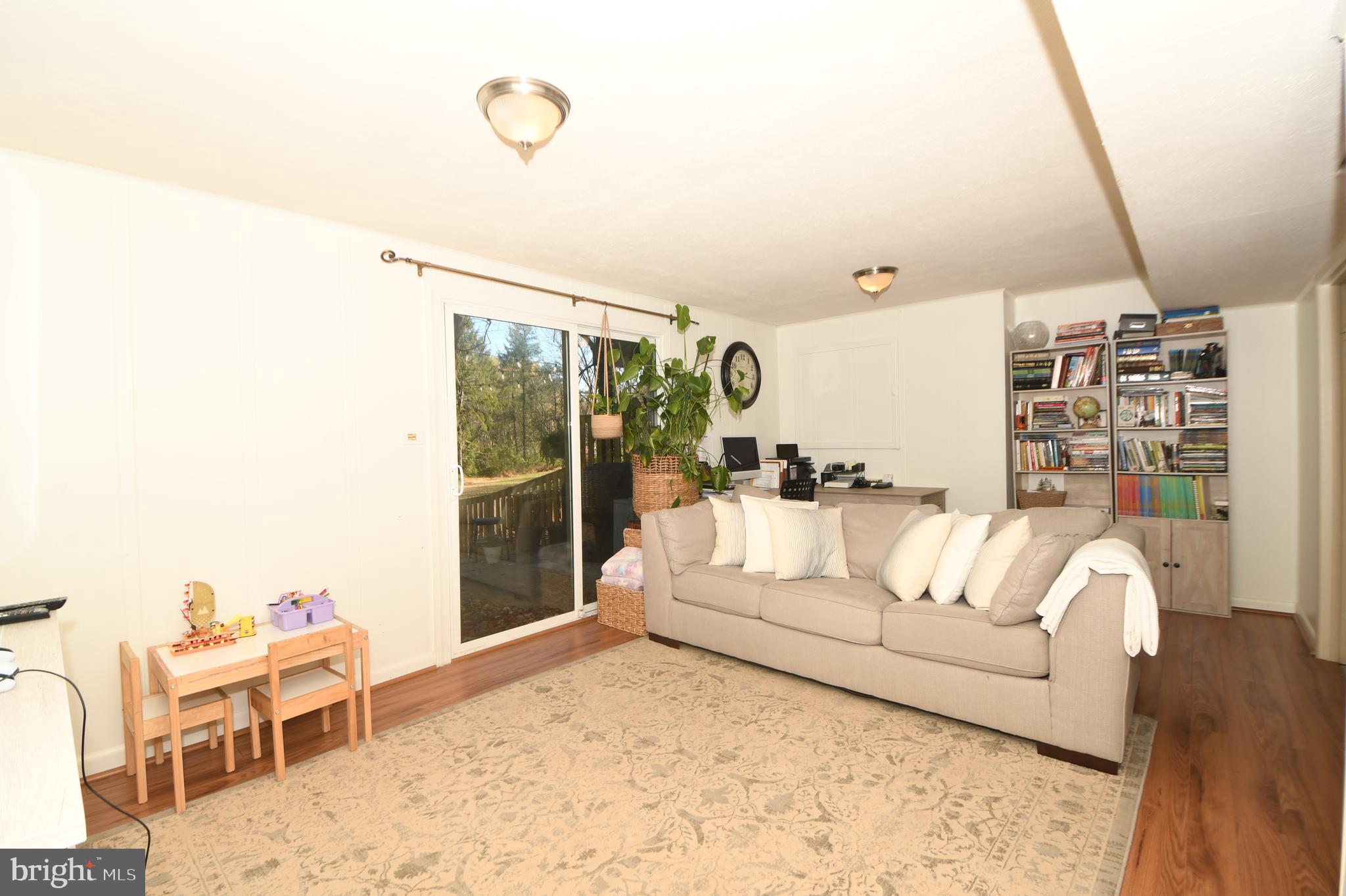 REDLAND STATION TH - Residential Lease