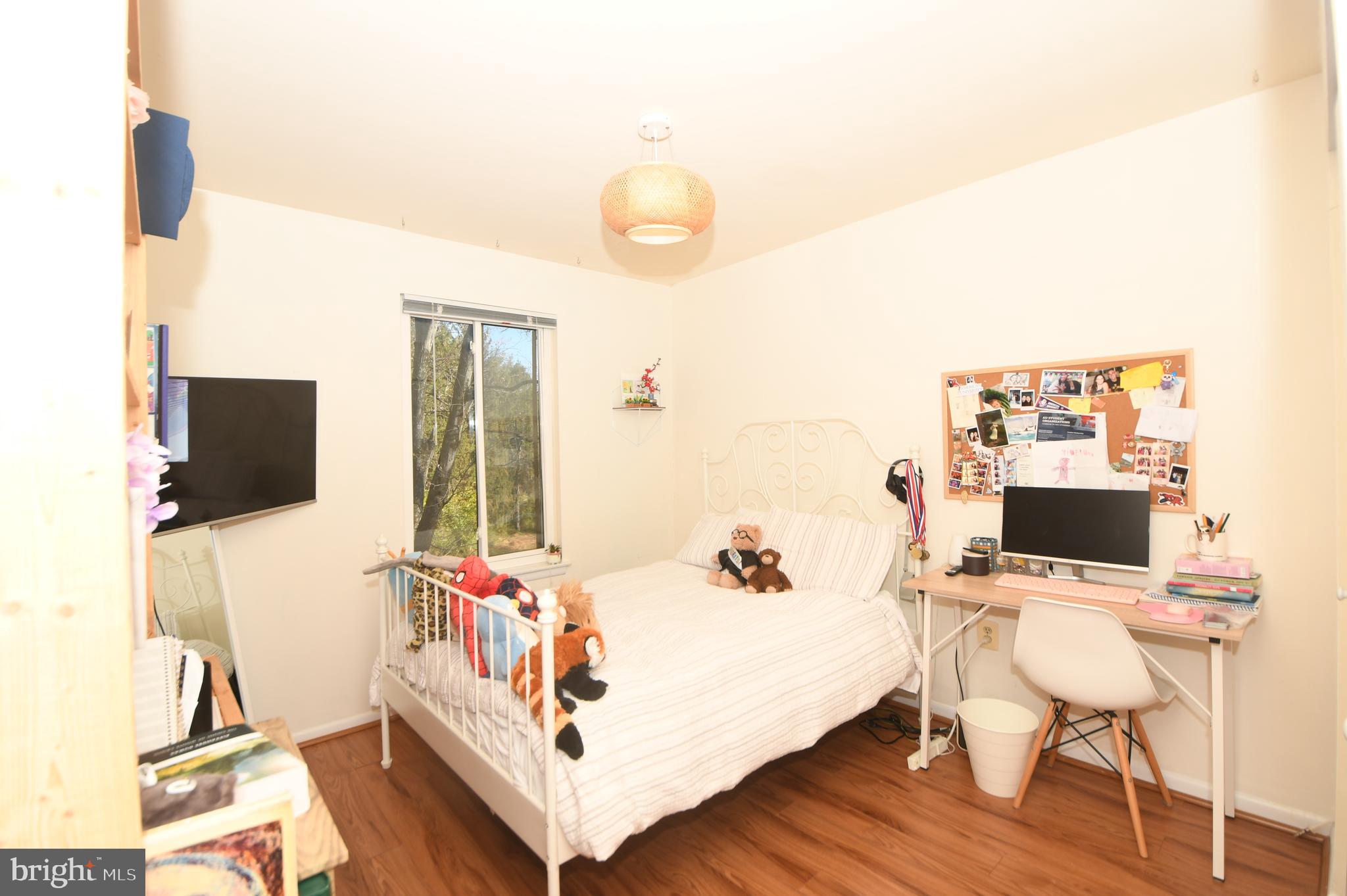 REDLAND STATION TH - Residential Lease