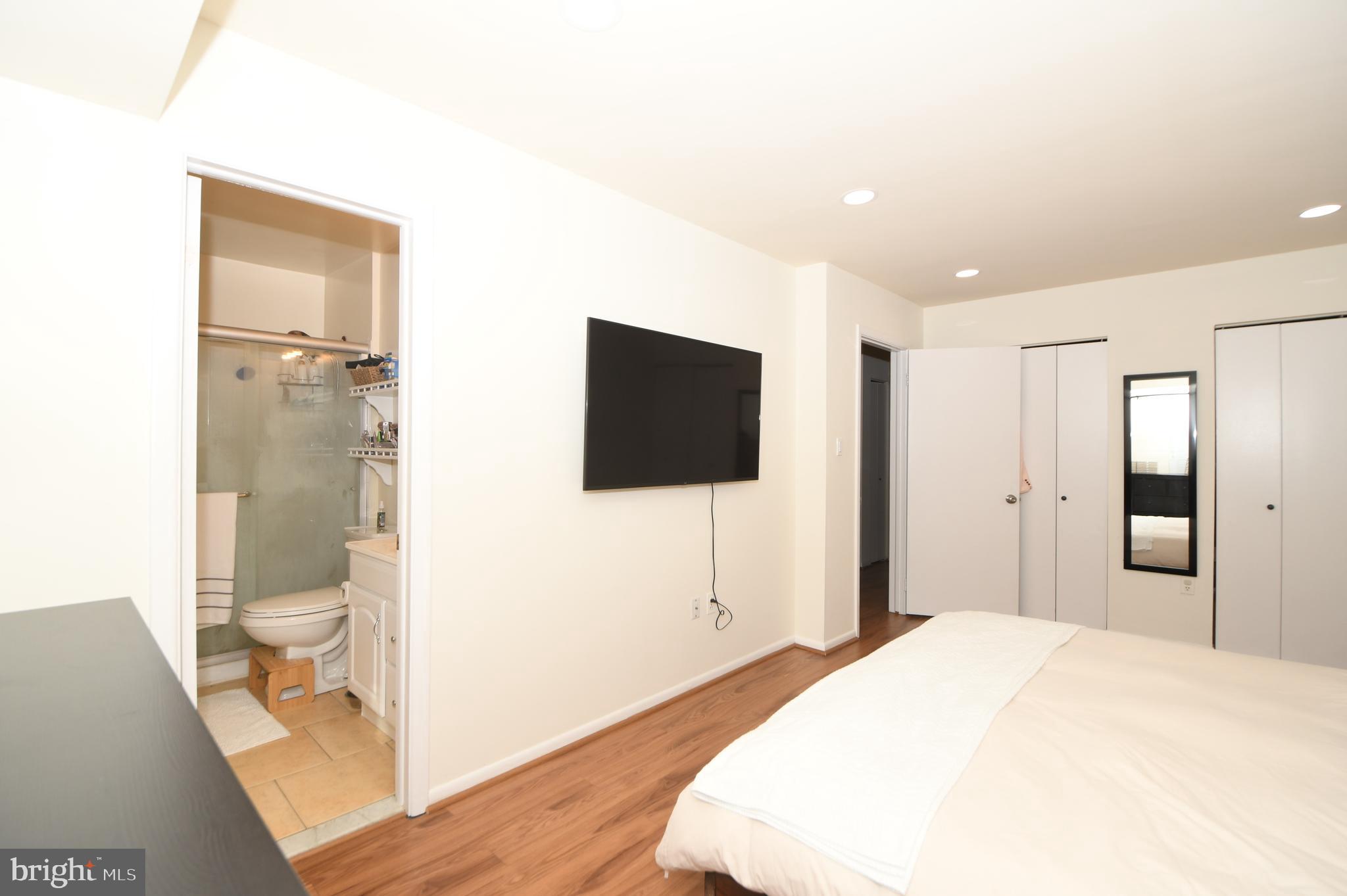 REDLAND STATION TH - Residential Lease