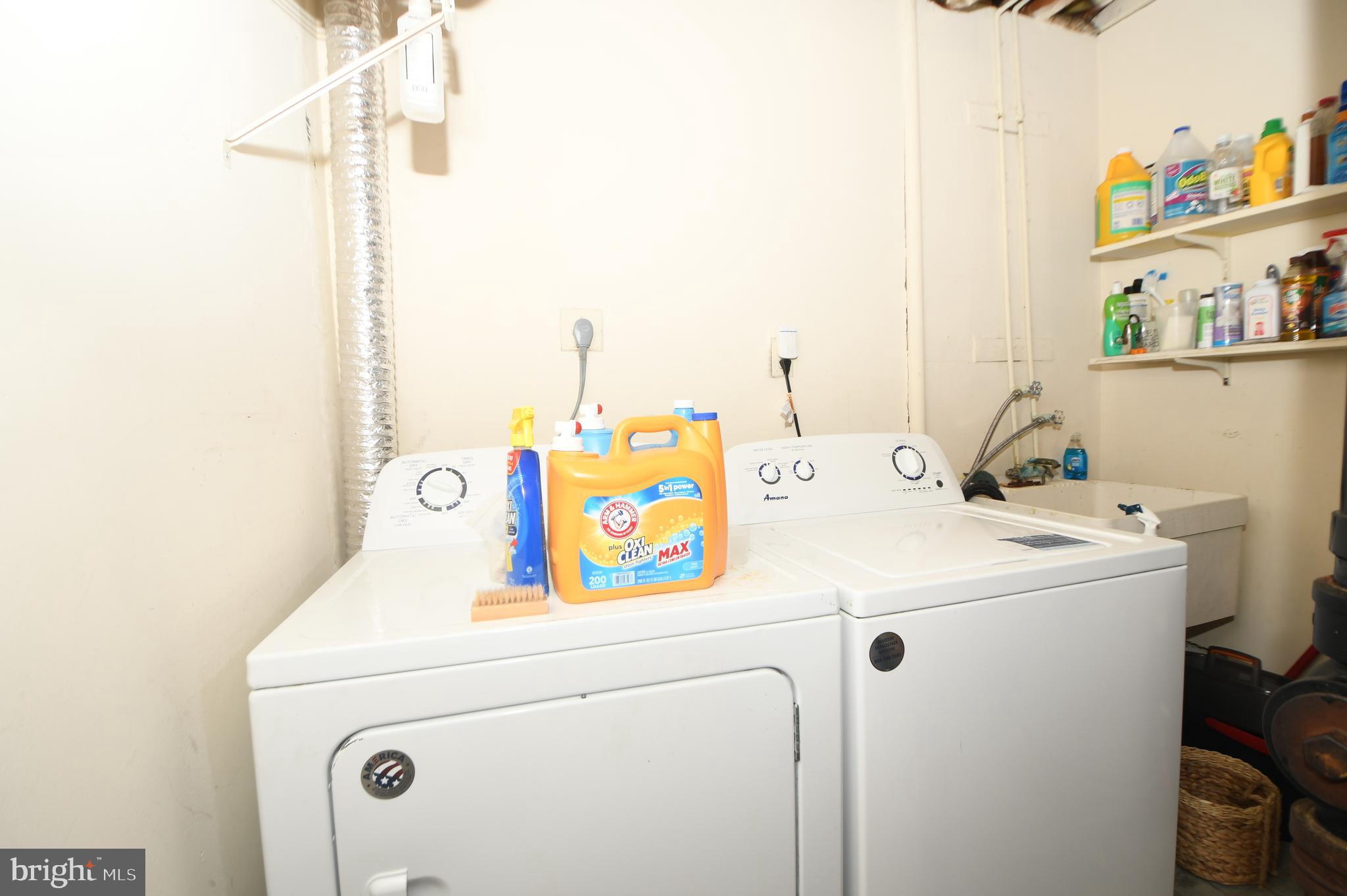 REDLAND STATION TH - Residential Lease